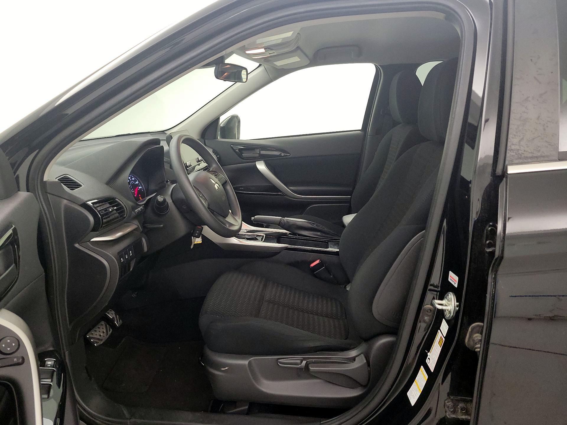 Thumbnail: 2023 Mitsubishi Eclipse Cross - 11