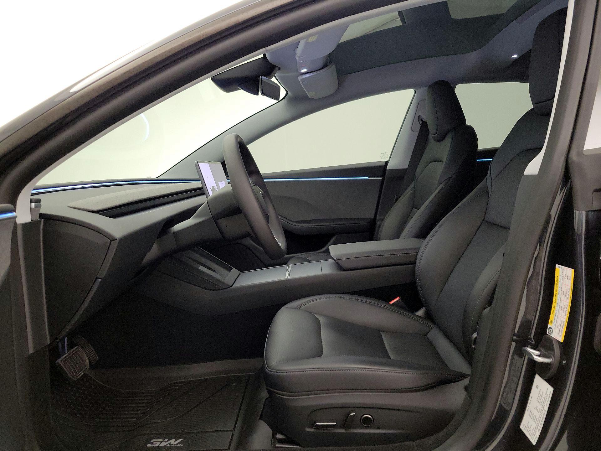 Thumbnail: 2025 Tesla Model 3 - 11