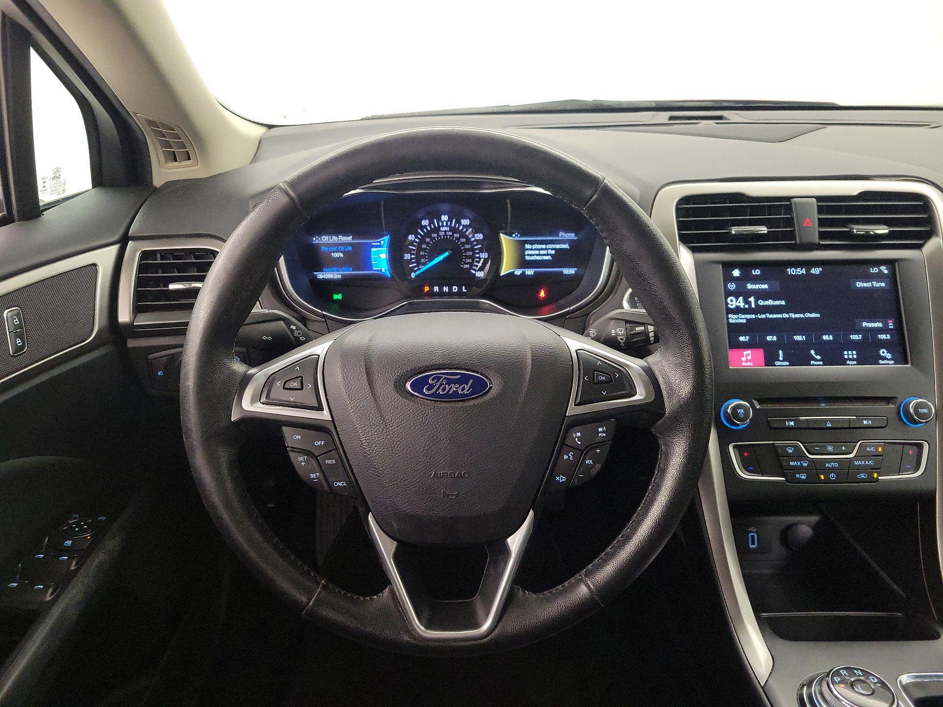 Thumbnail: 2017 Ford Fusion - 10