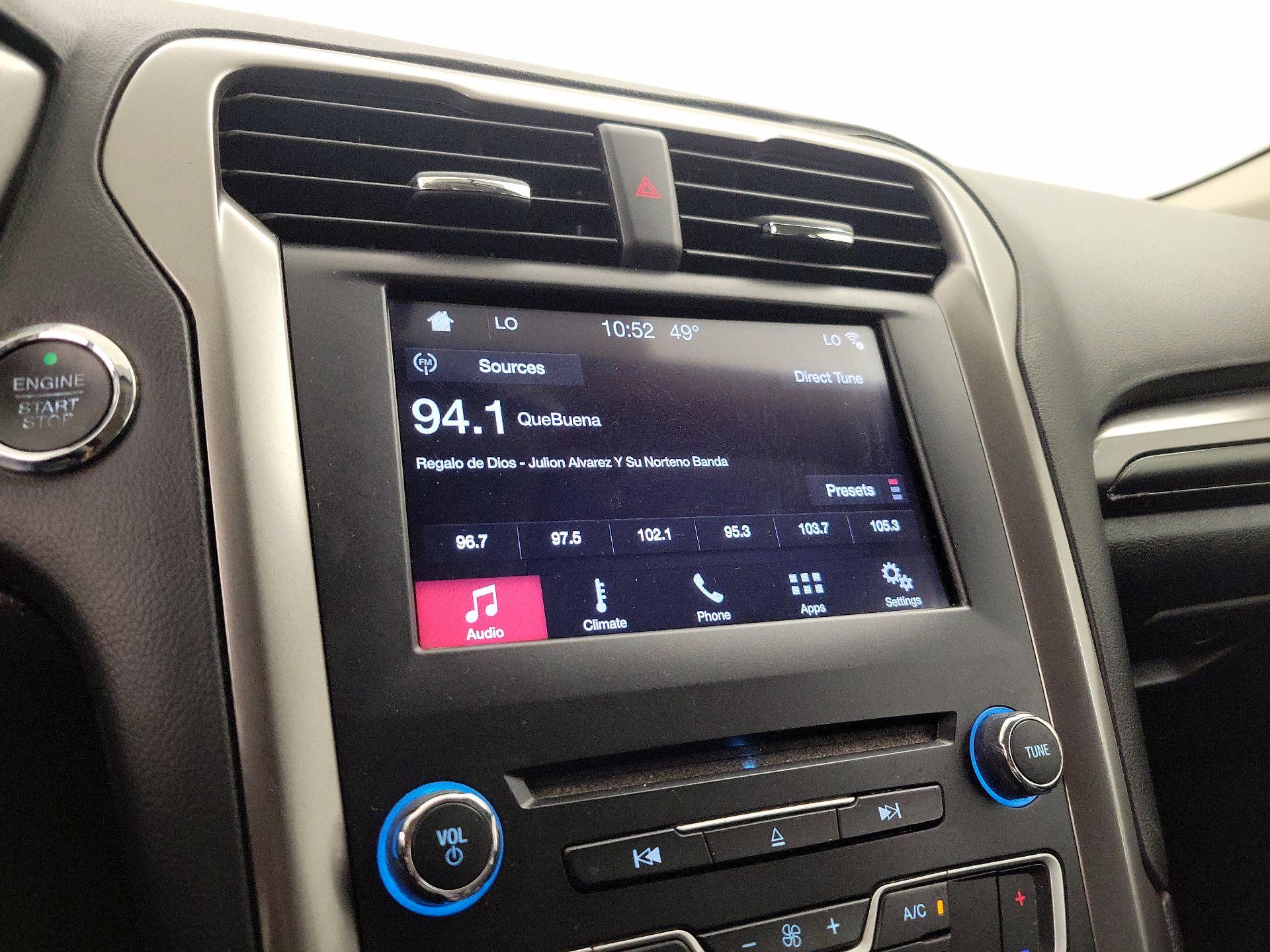 Thumbnail: 2017 Ford Fusion - 15