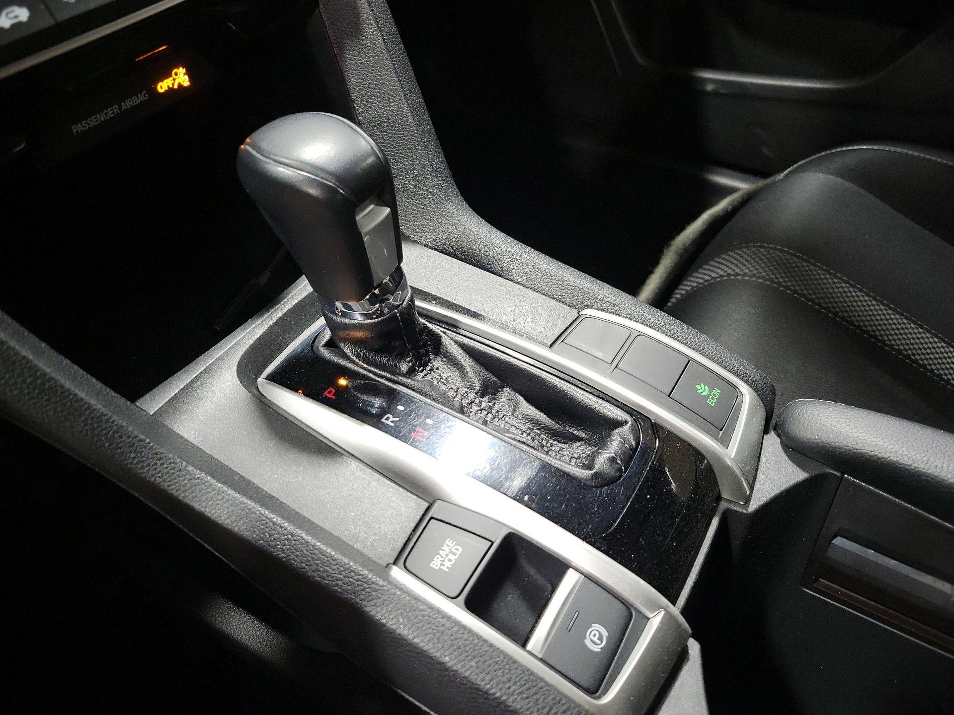 Thumbnail: 2019 Honda Civic - 17