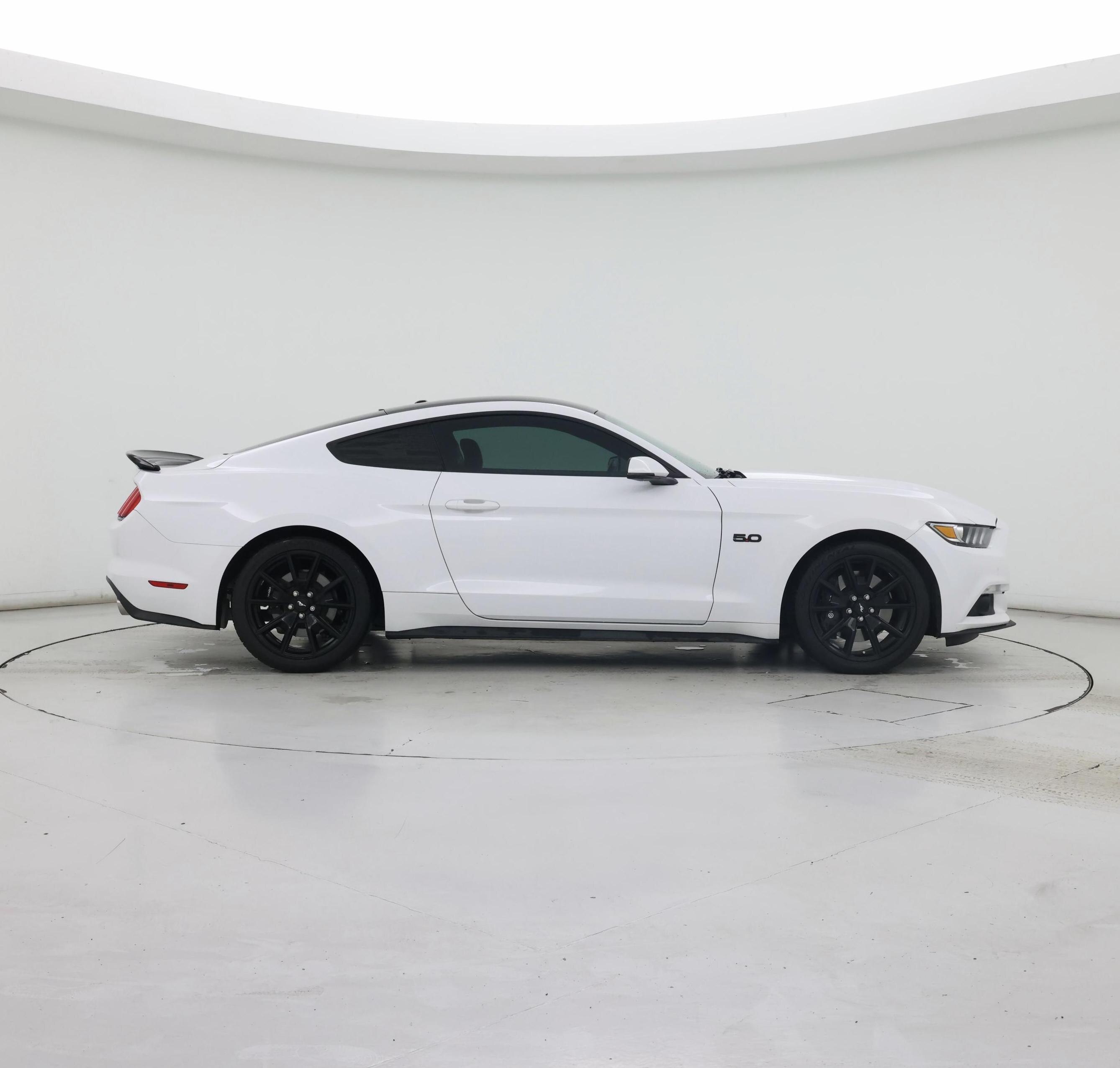 Thumbnail: 2017 Ford Mustang - 7