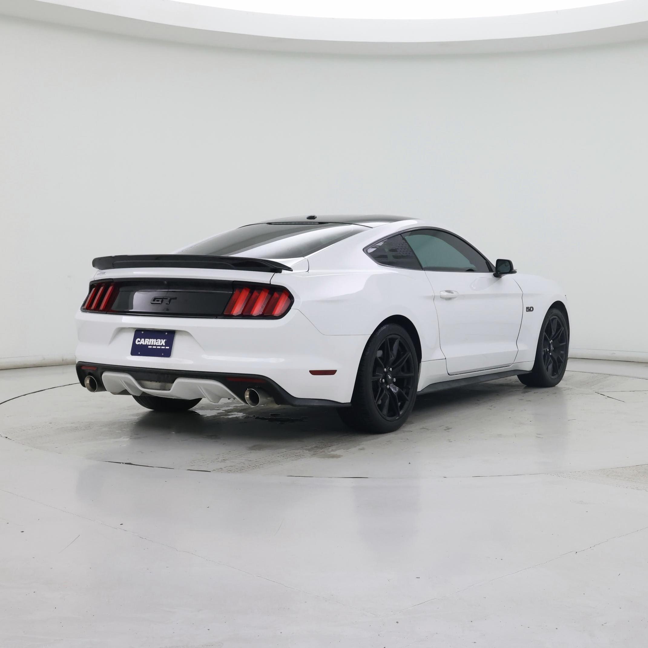 Thumbnail: 2017 Ford Mustang - 8