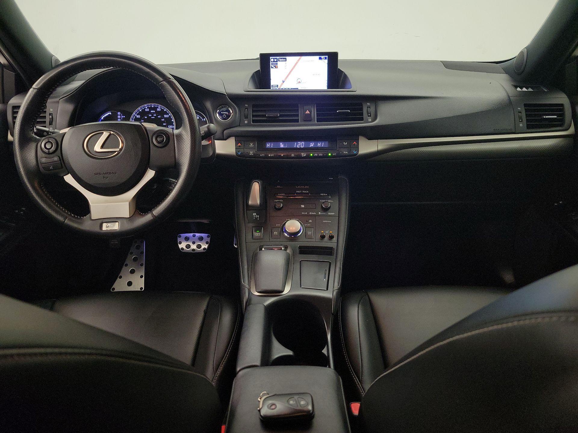 Thumbnail: 2016 Lexus CT - 9