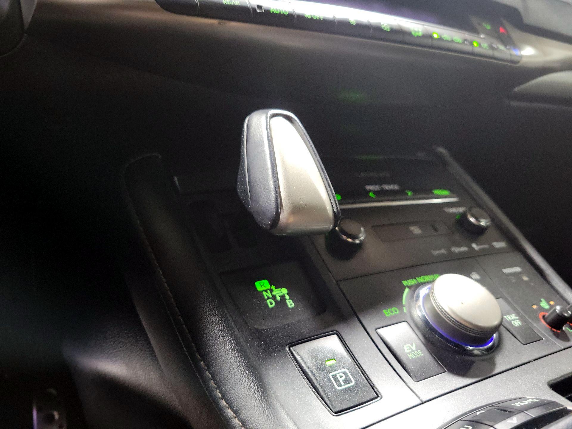 Thumbnail: 2016 Lexus CT - 17