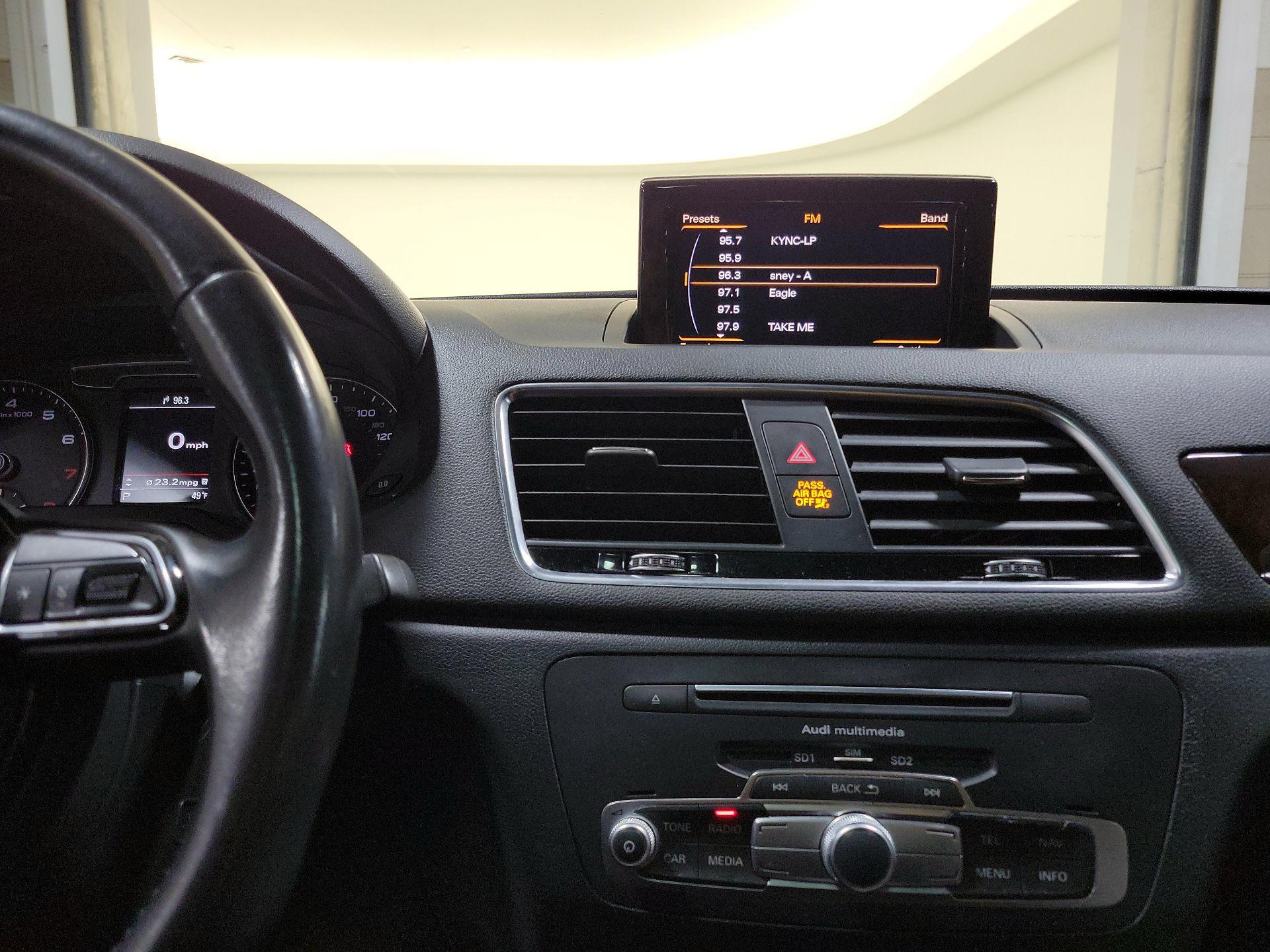 Thumbnail: 2016 Audi Q3 - 15