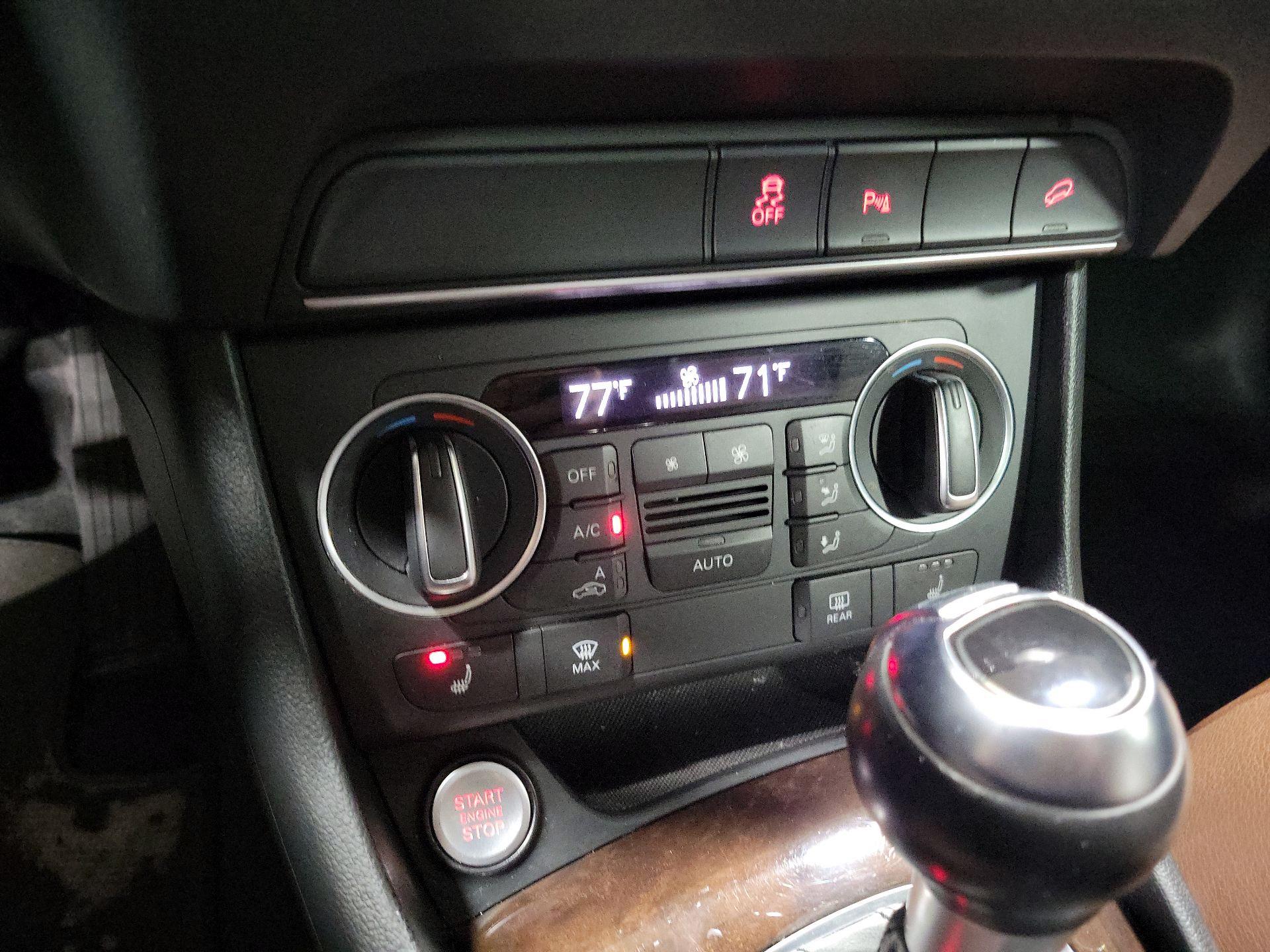 Thumbnail: 2016 Audi Q3 - 16