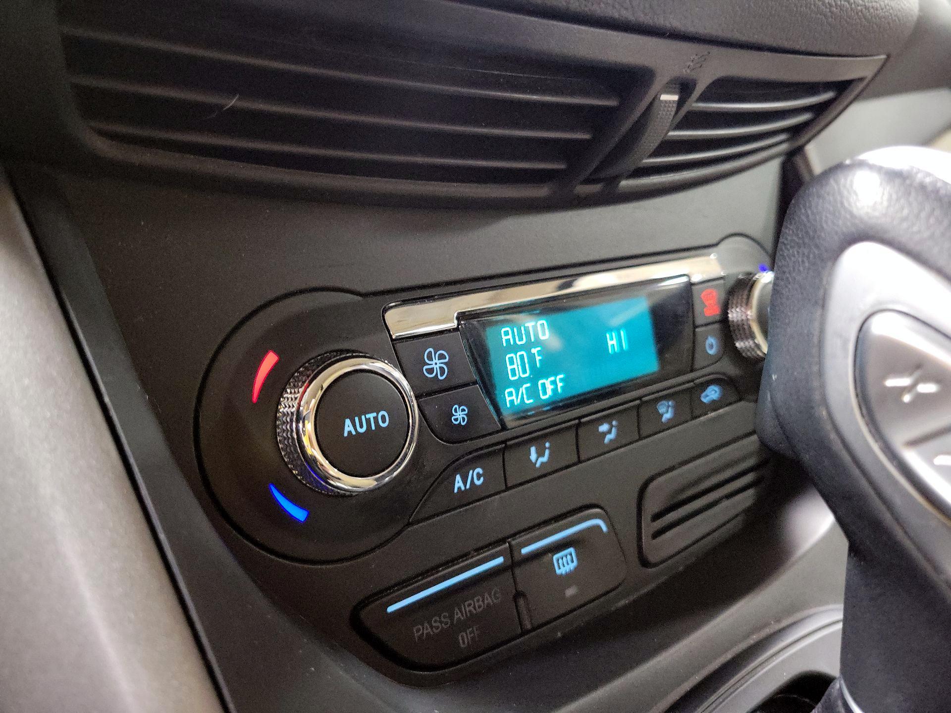 Thumbnail: 2014 Ford Escape - 16