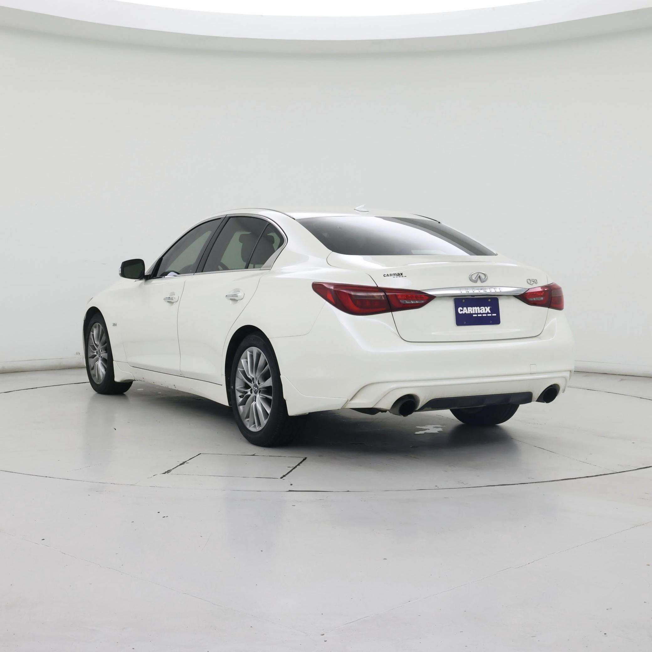 Thumbnail: 2019 INFINITI Q50 - 2