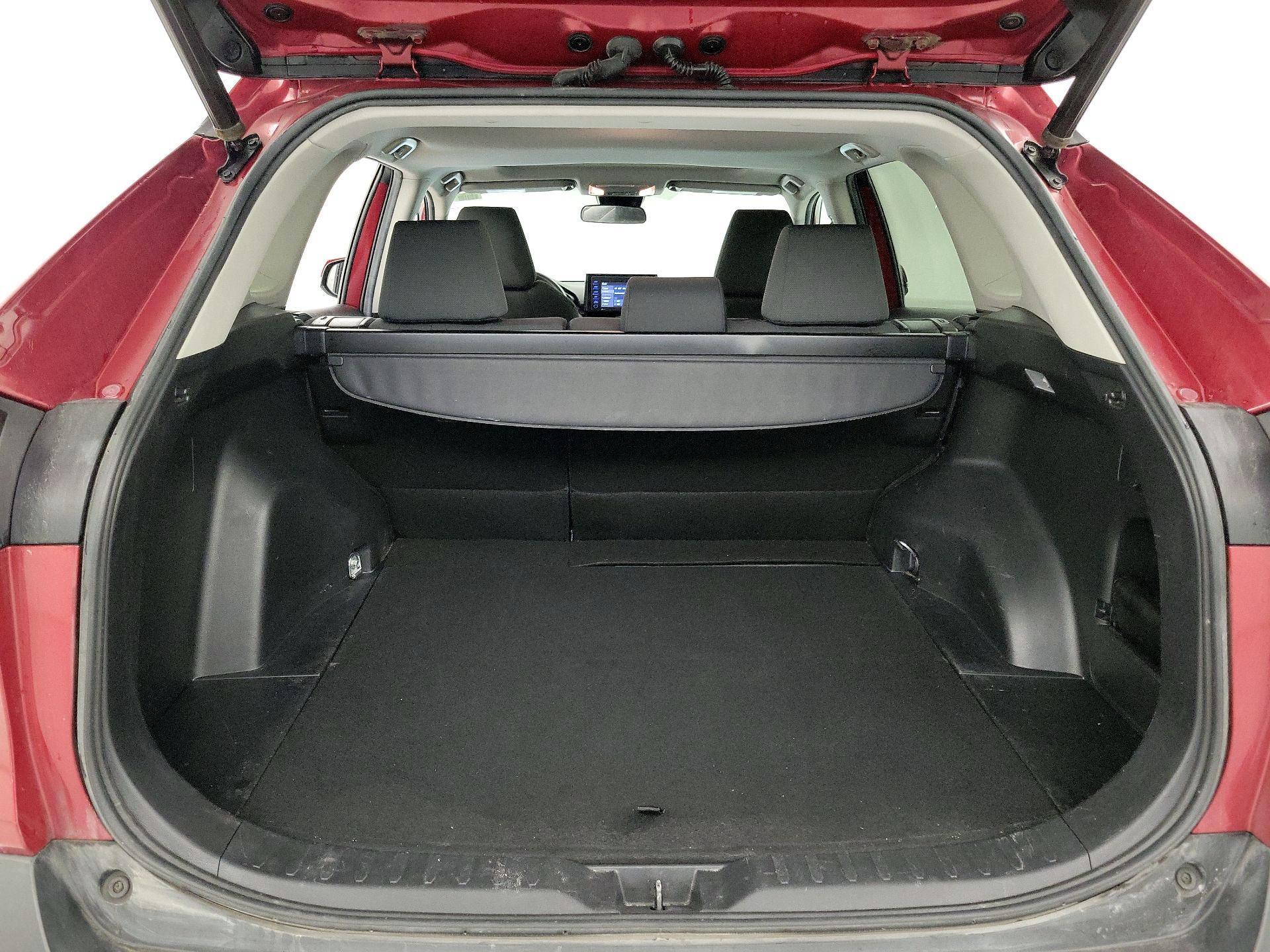 Thumbnail: 2020 Toyota RAV4 - 20