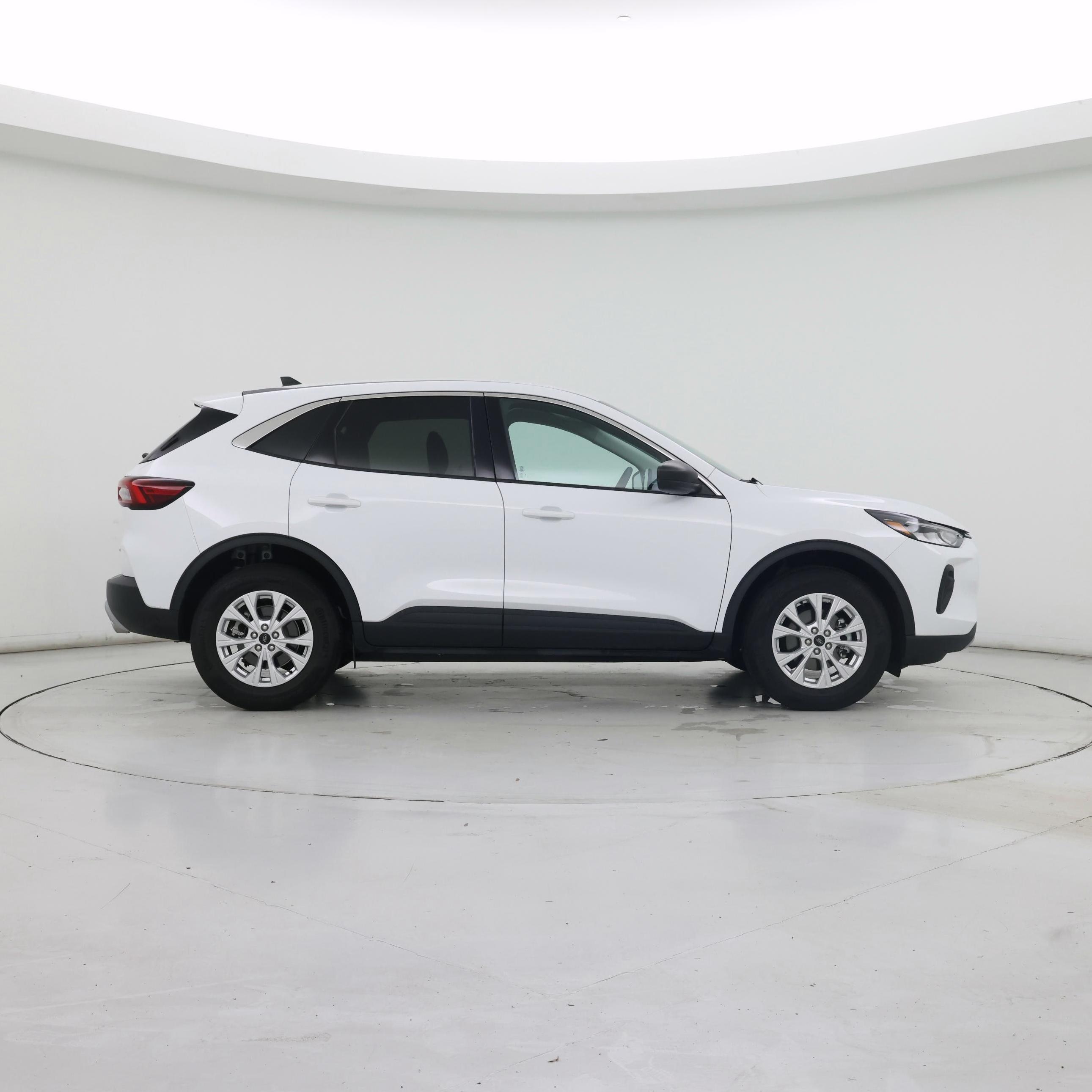 Thumbnail: 2023 Ford Escape - 7