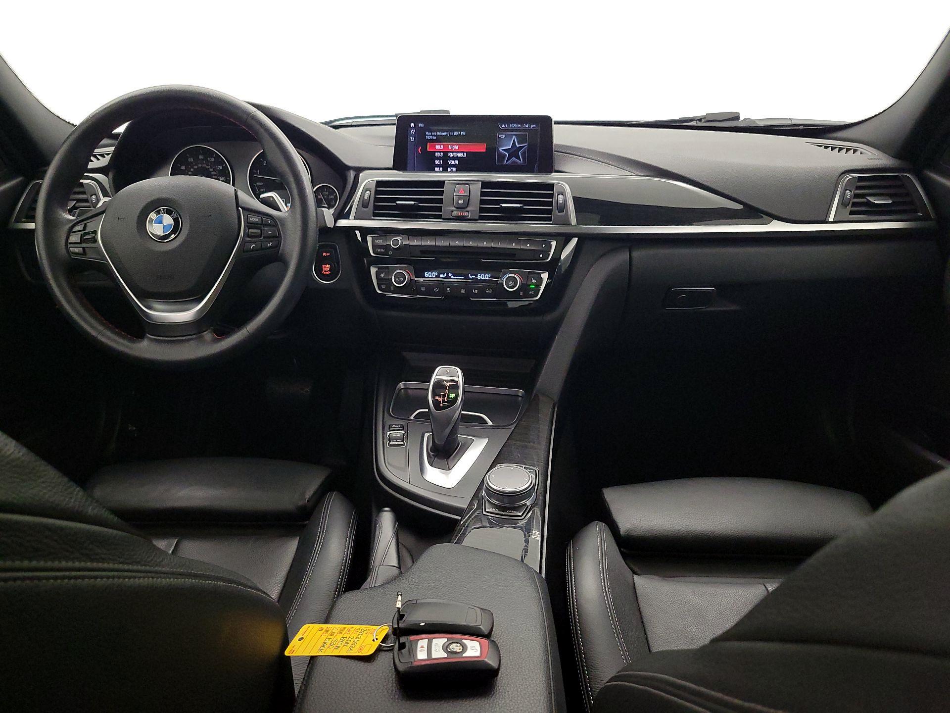 Thumbnail: 2018 BMW 3 Series - 9