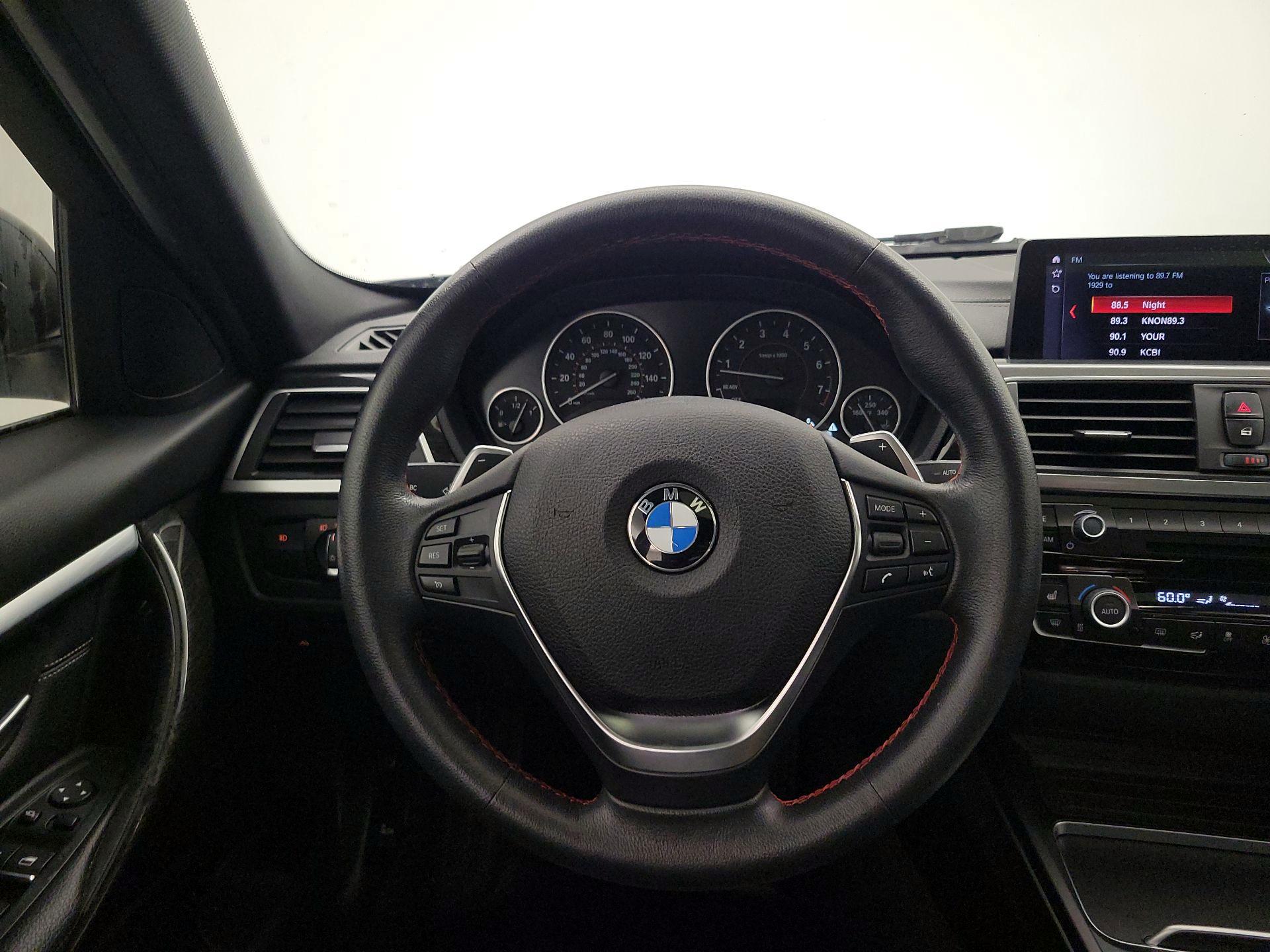 Thumbnail: 2018 BMW 3 Series - 10