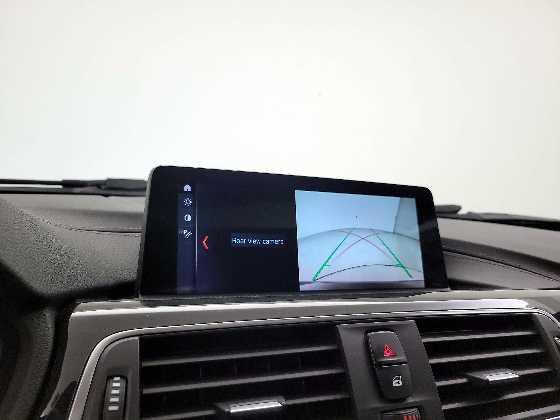 Thumbnail: 2018 BMW 3 Series - 14