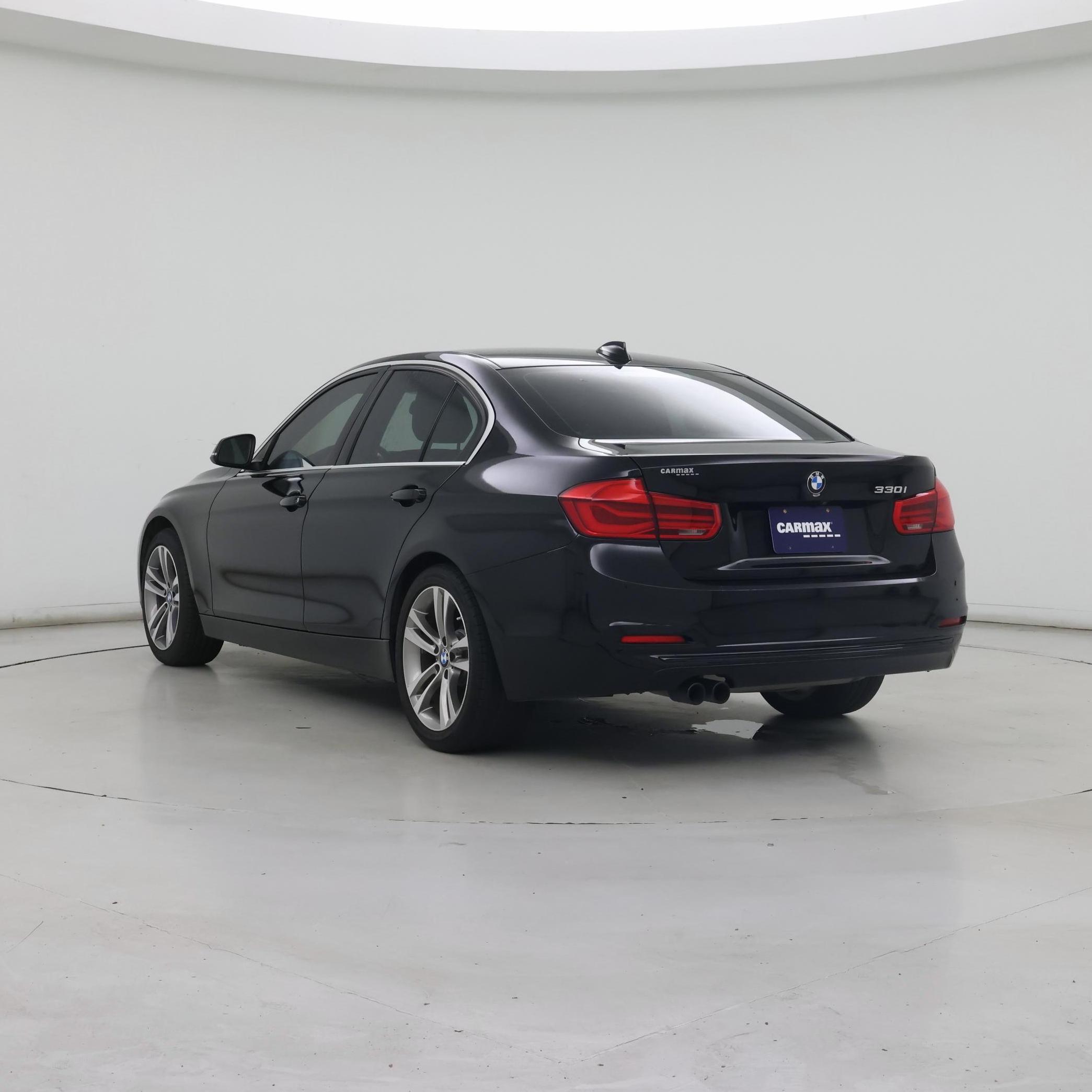 Thumbnail: 2018 BMW 3 Series - 2