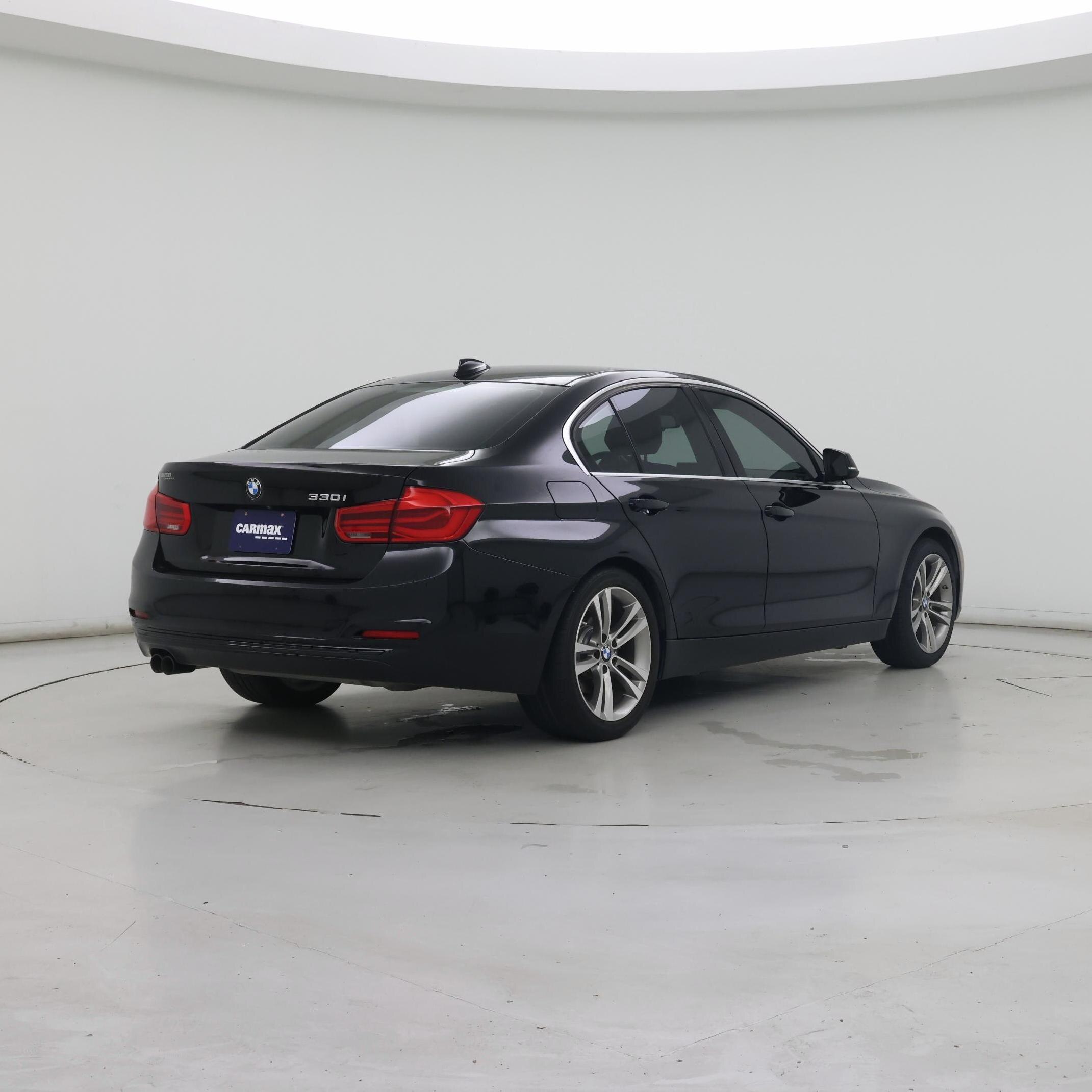 Thumbnail: 2018 BMW 3 Series - 8