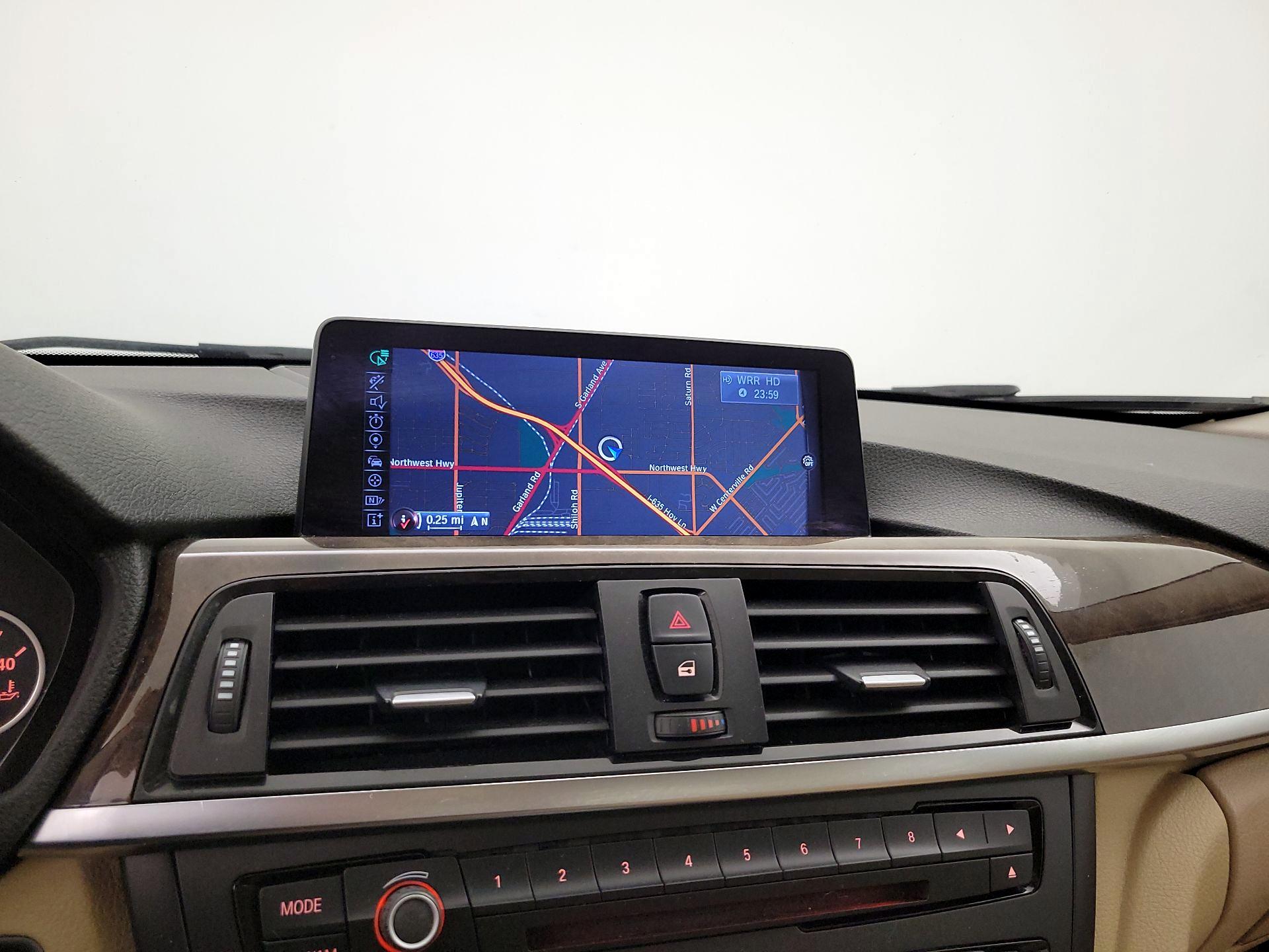 Thumbnail: 2015 BMW 3 Series - 14