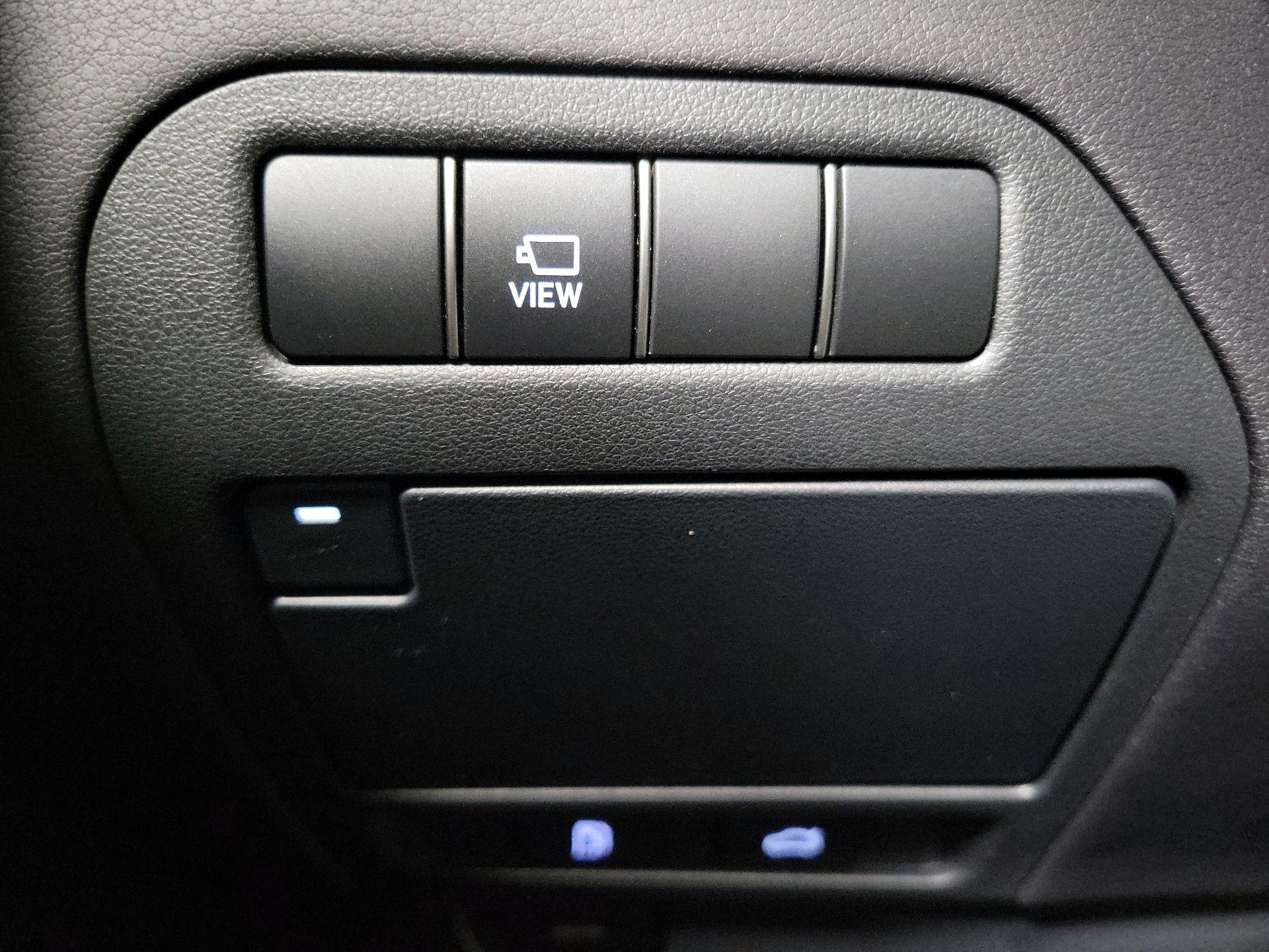 Thumbnail: 2018 Lexus LS - 13