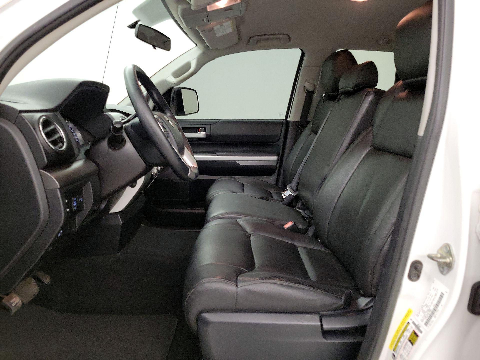 Thumbnail: 2016 Toyota Tundra - 11