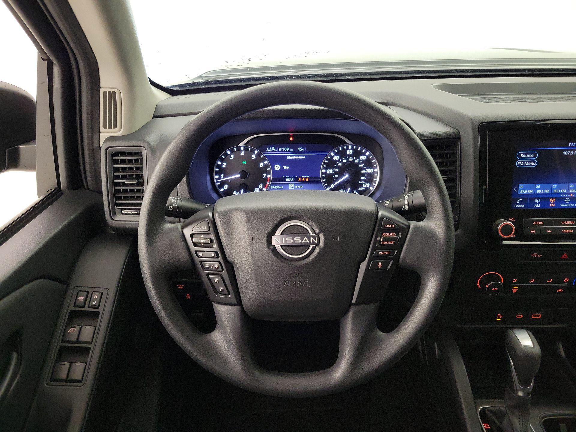 Thumbnail: 2023 Nissan Frontier - 10