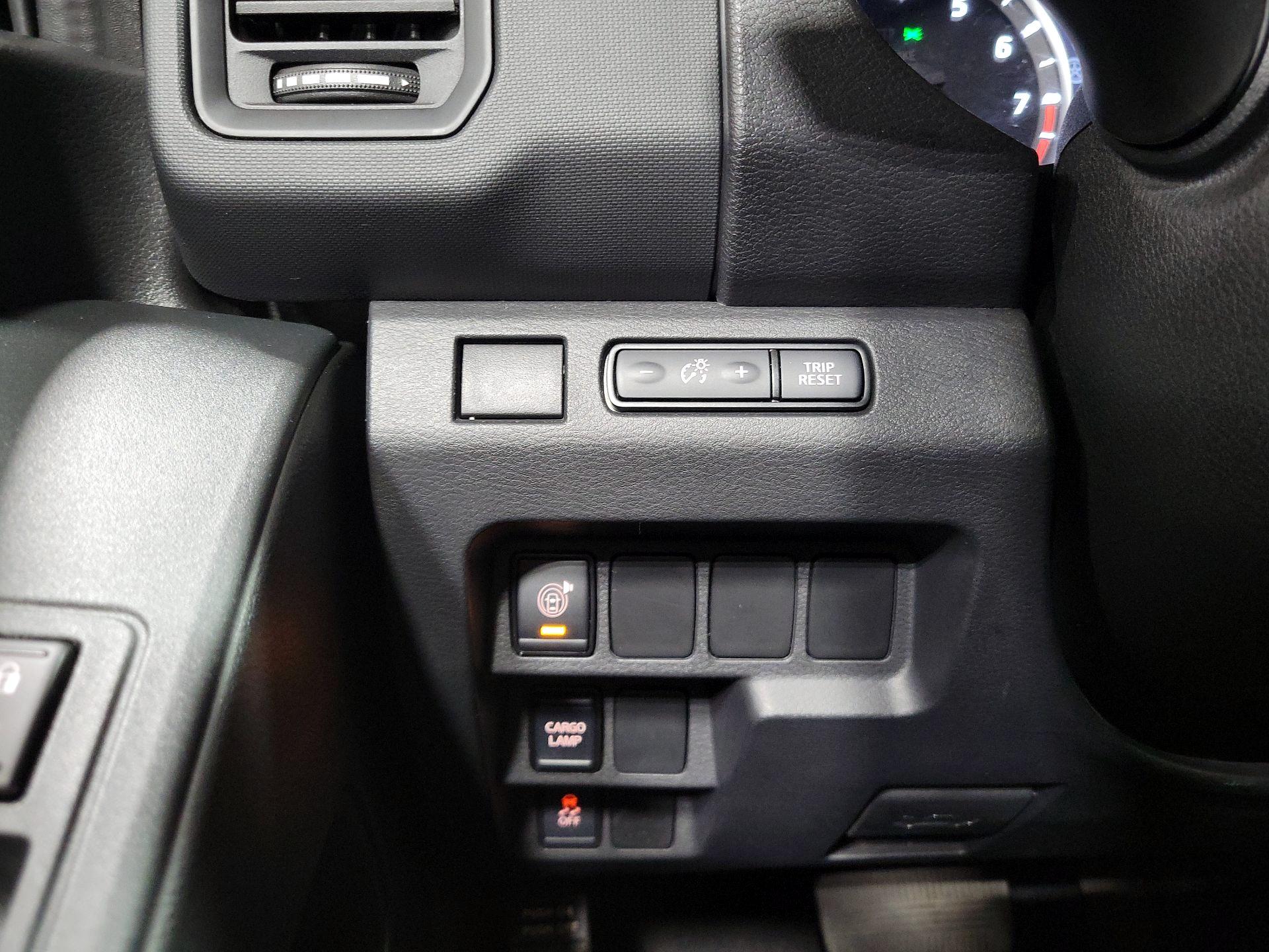 Thumbnail: 2023 Nissan Frontier - 13