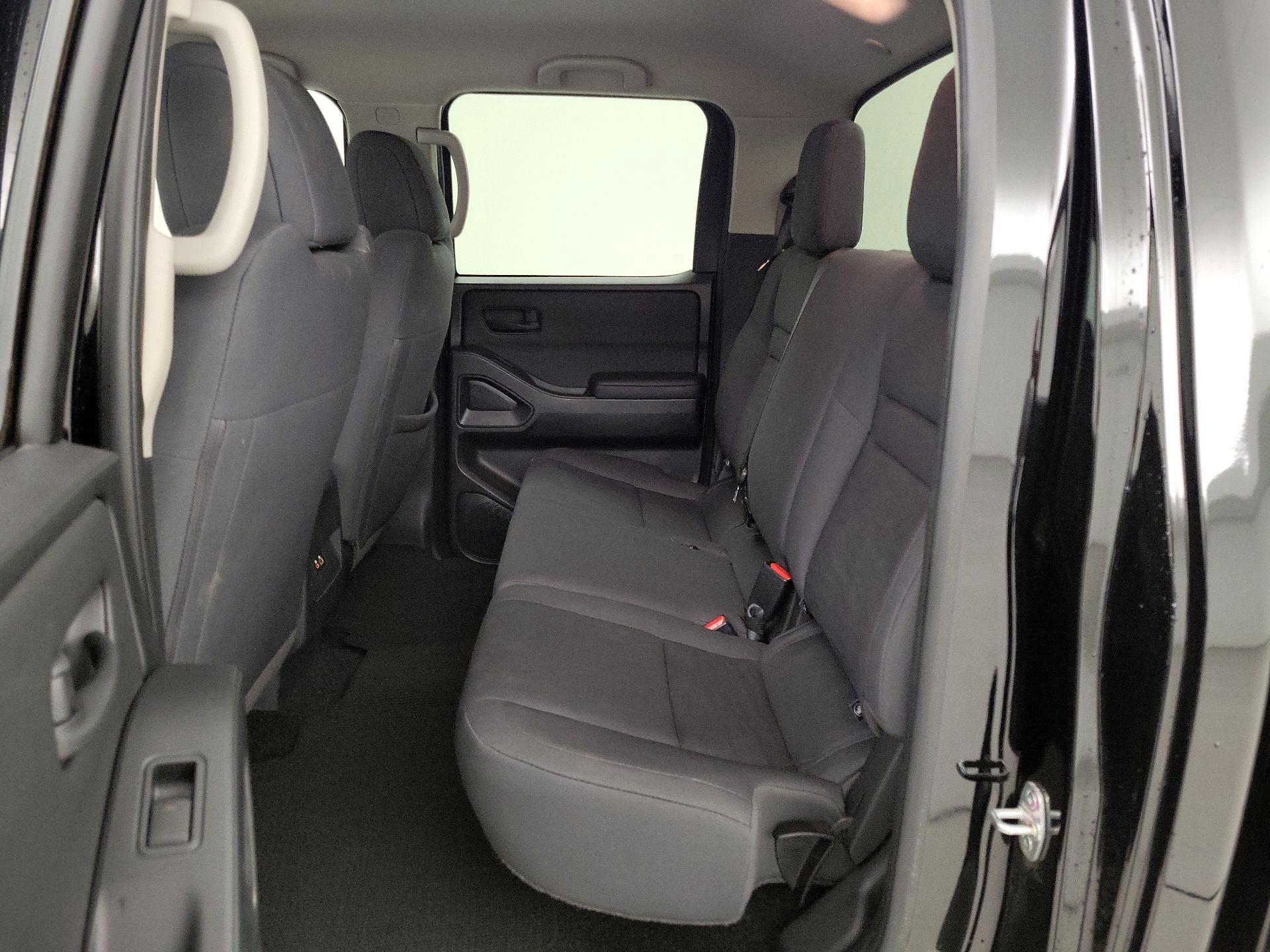 Thumbnail: 2023 Nissan Frontier - 18