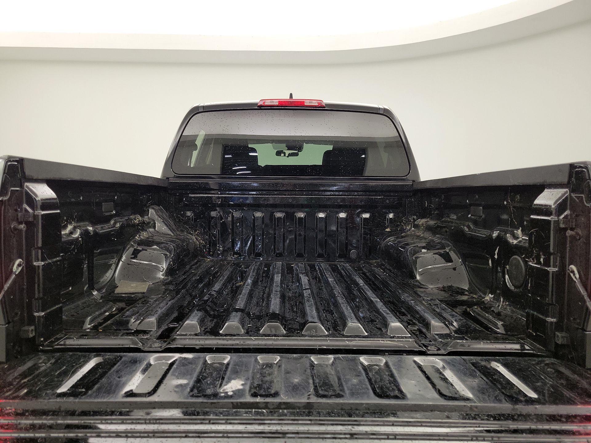 Thumbnail: 2023 Nissan Frontier - 19