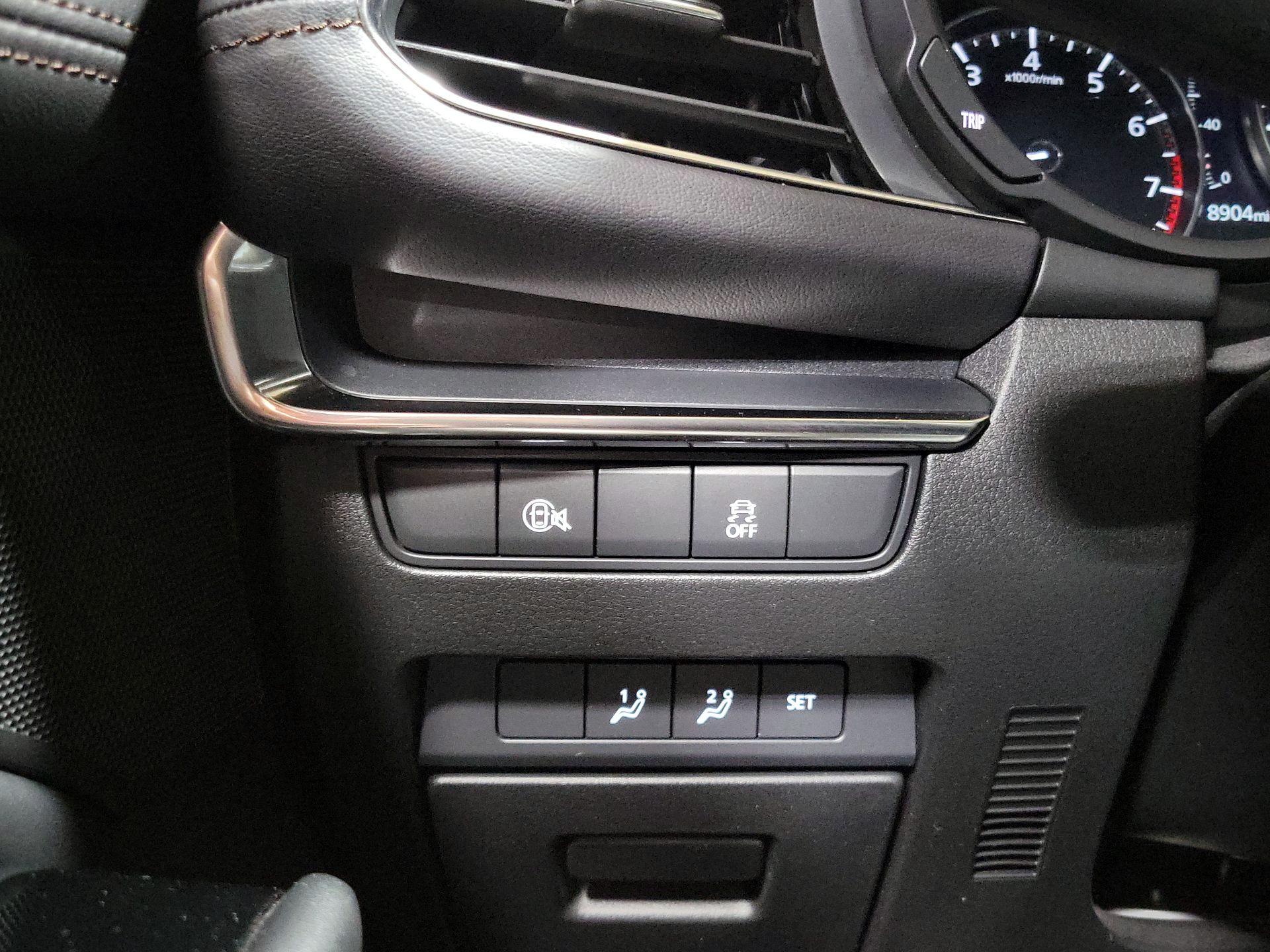 Thumbnail: 2024 Mazda Mazda3 - 13