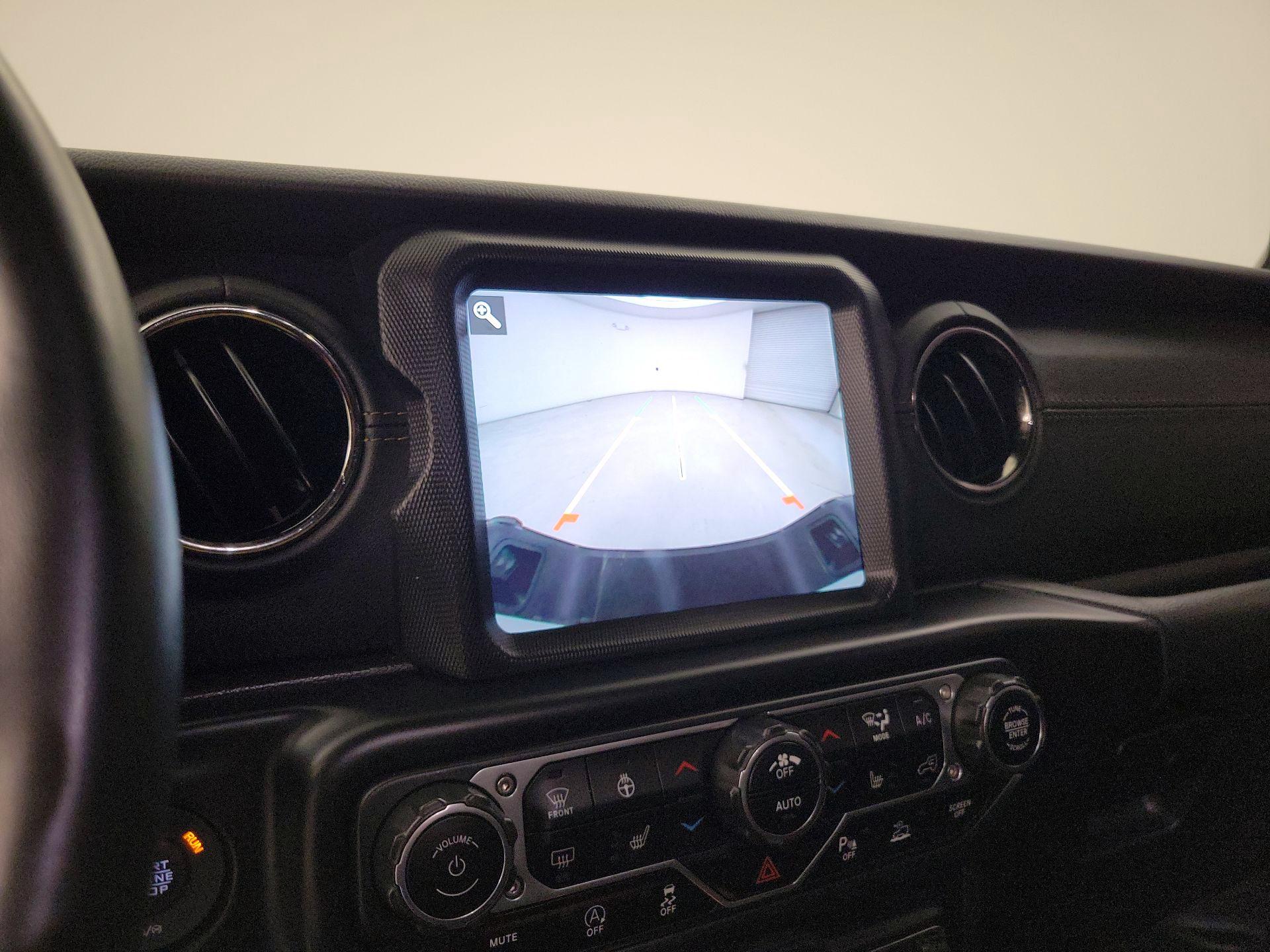 Thumbnail: 2021 Jeep Gladiator - 14