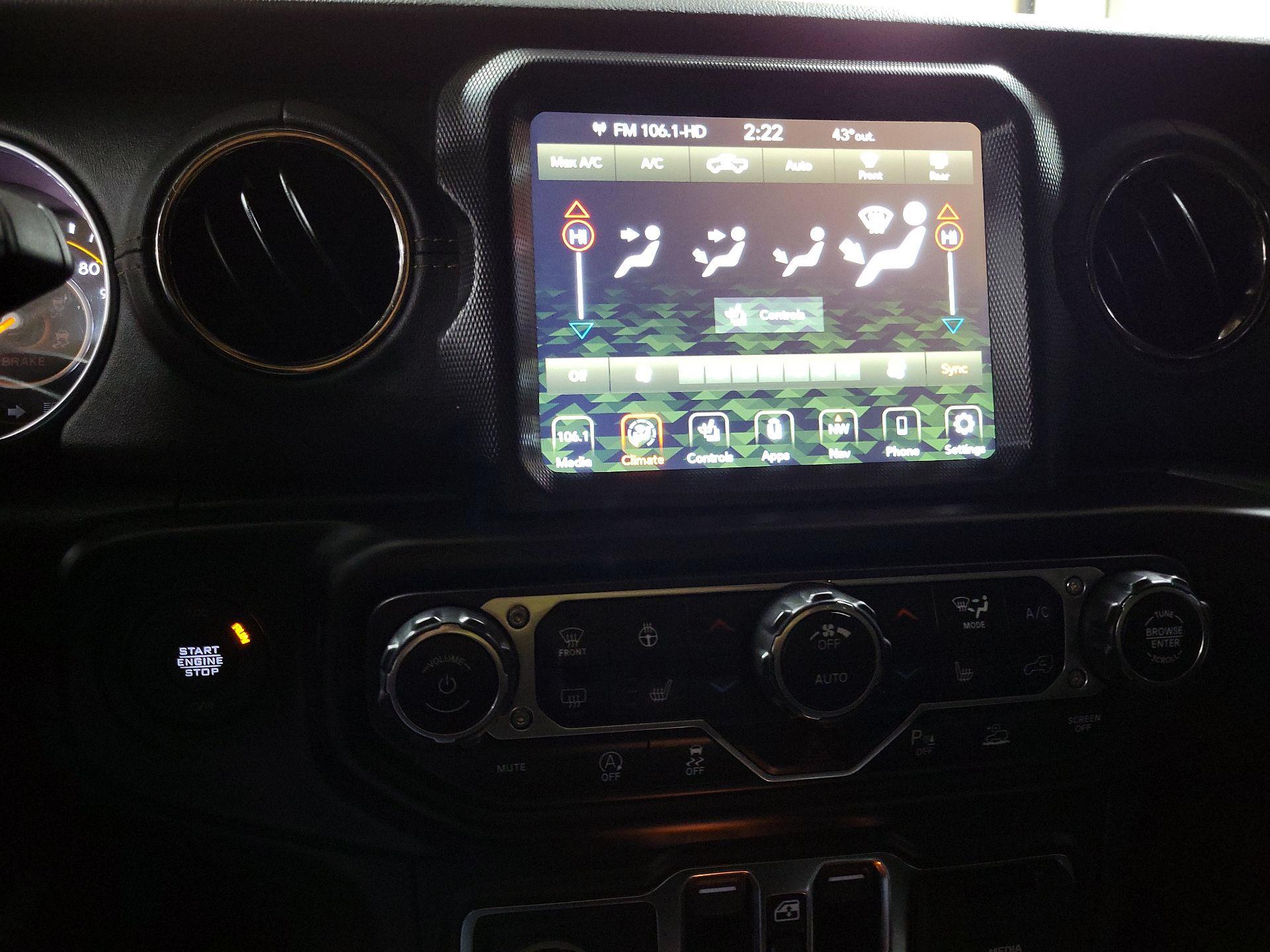 Thumbnail: 2021 Jeep Gladiator - 16