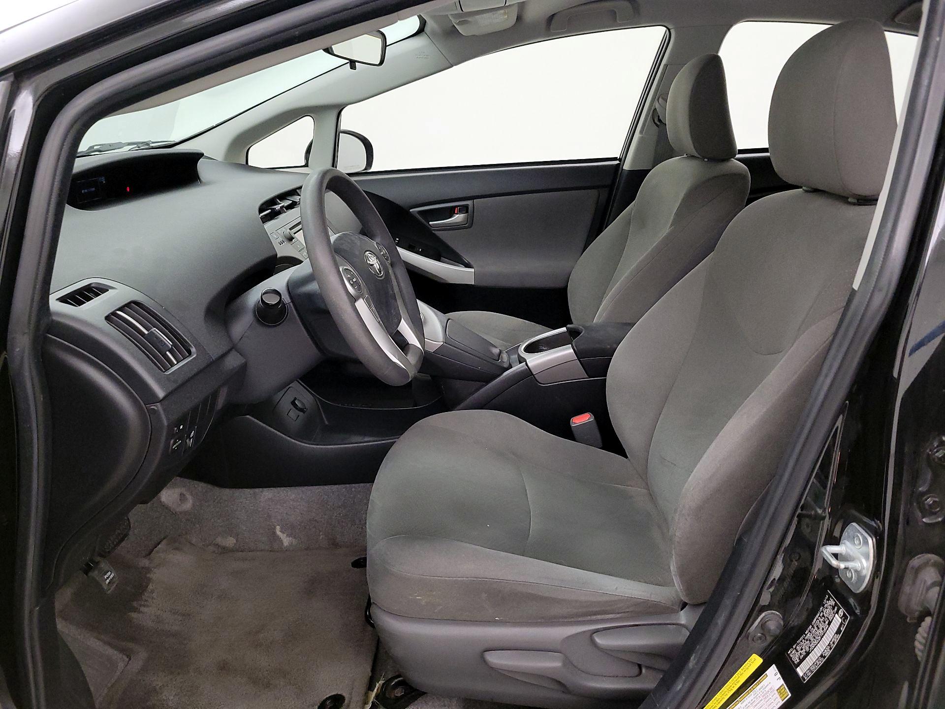 Thumbnail: 2015 Toyota Prius - 11