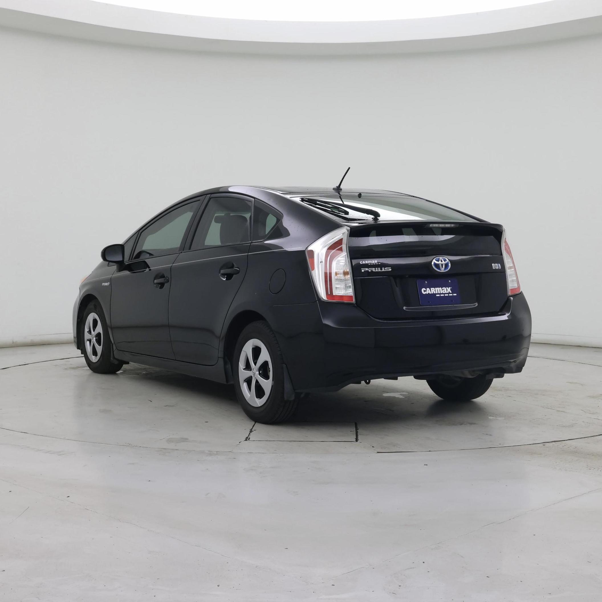 Thumbnail: 2015 Toyota Prius - 2