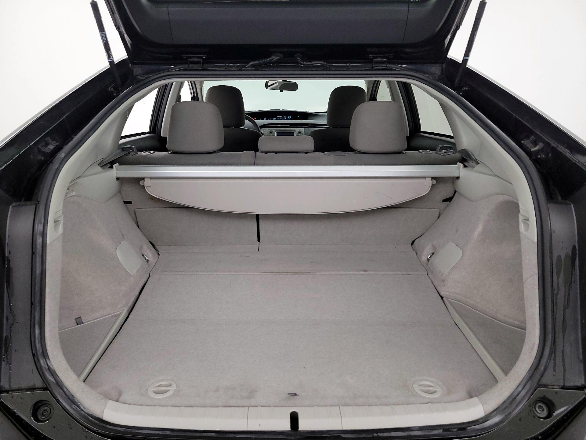 Thumbnail: 2015 Toyota Prius - 19