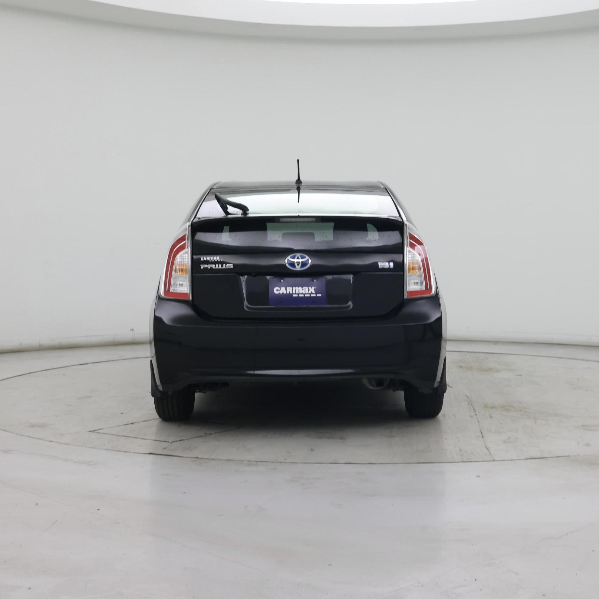 Thumbnail: 2015 Toyota Prius - 6