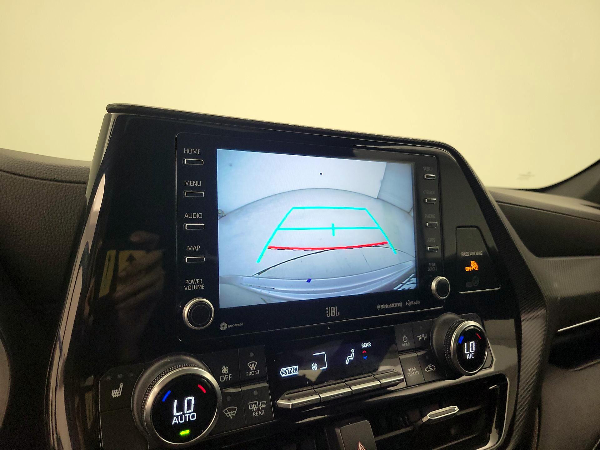 Thumbnail: 2021 Toyota Highlander - 14