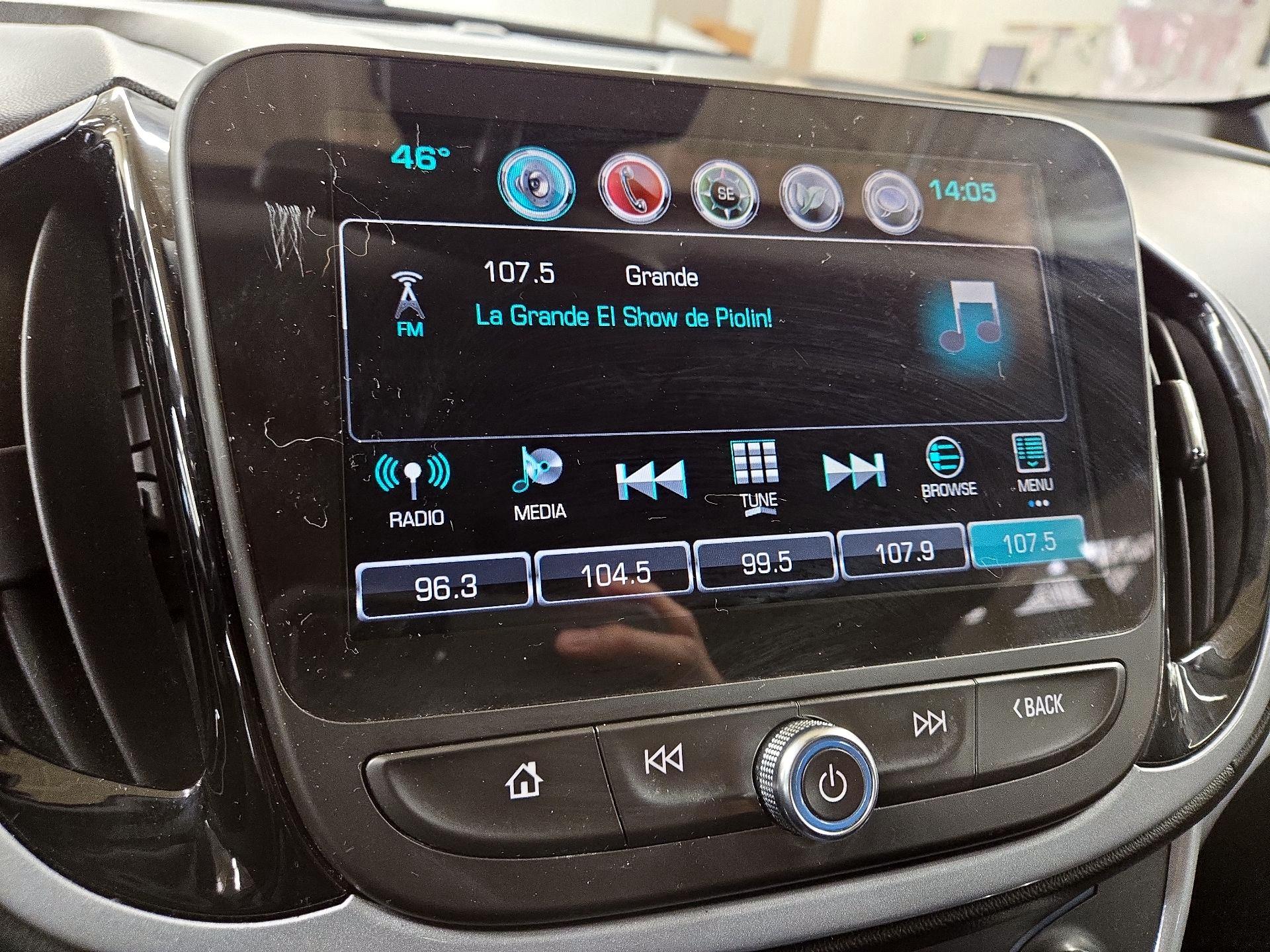 Thumbnail: 2017 Chevrolet Volt - 14