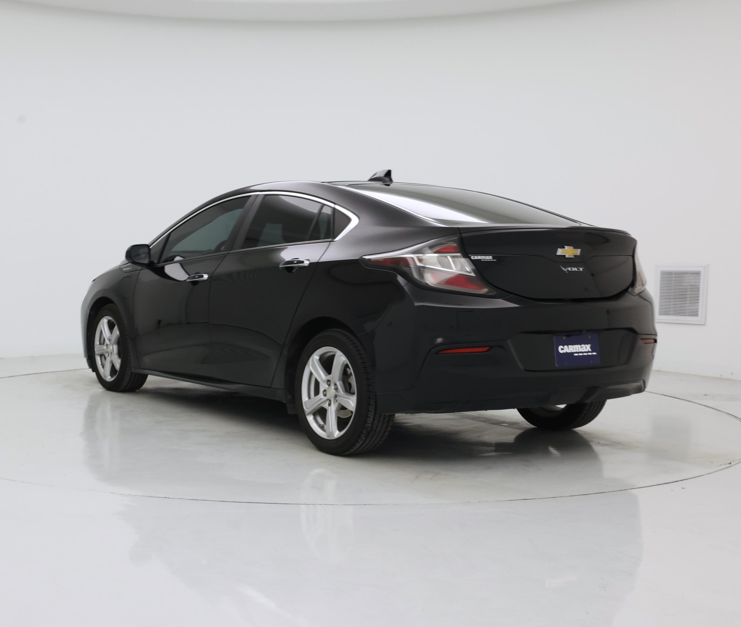 Thumbnail: 2017 Chevrolet Volt - 2