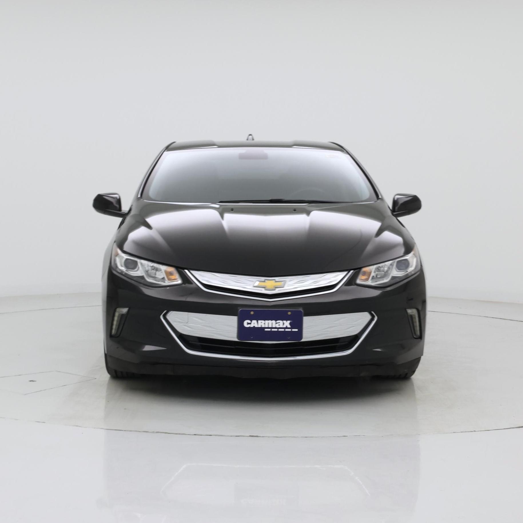 Thumbnail: 2017 Chevrolet Volt - 5