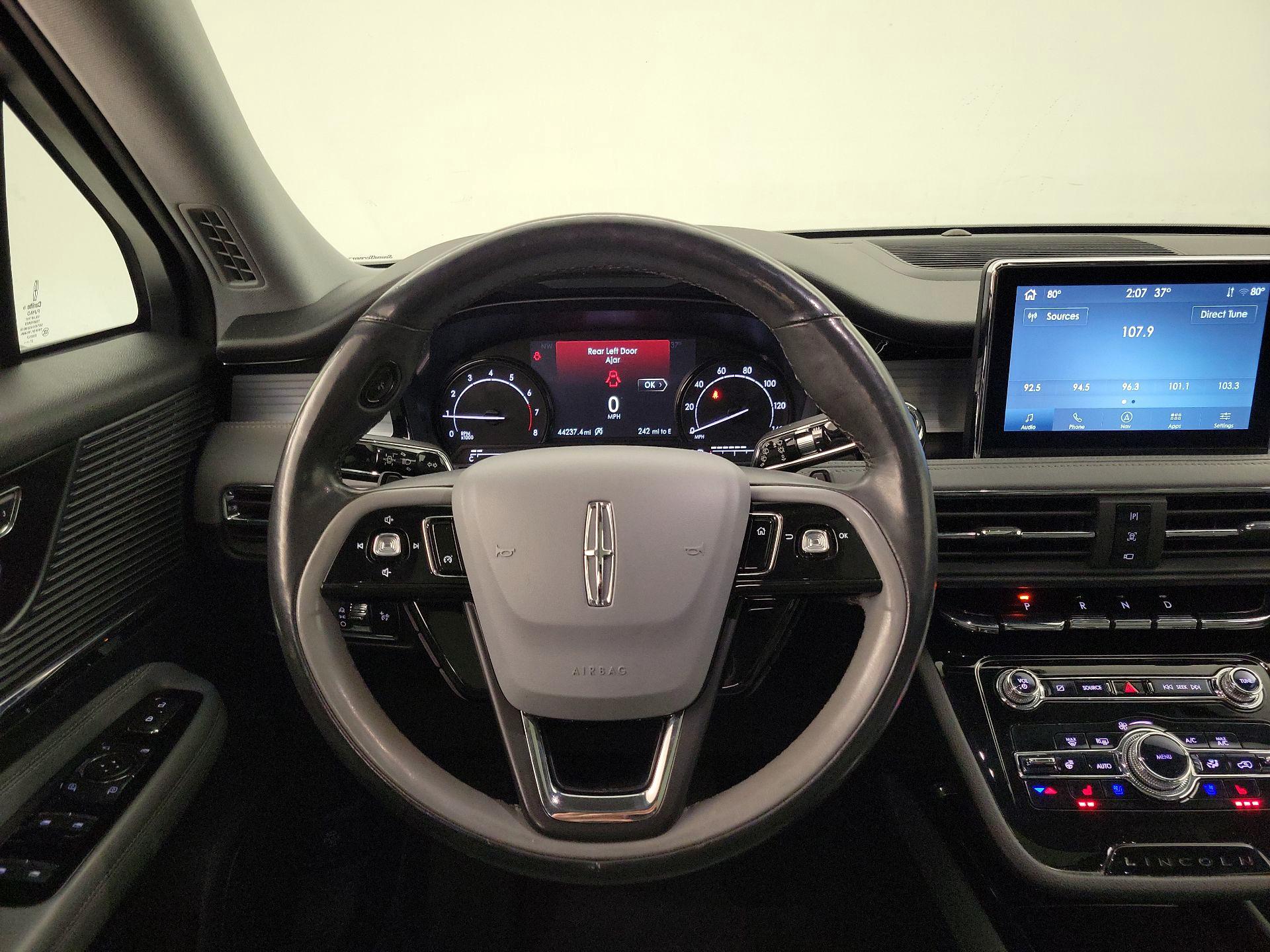 Thumbnail: 2022 Lincoln Corsair - 10