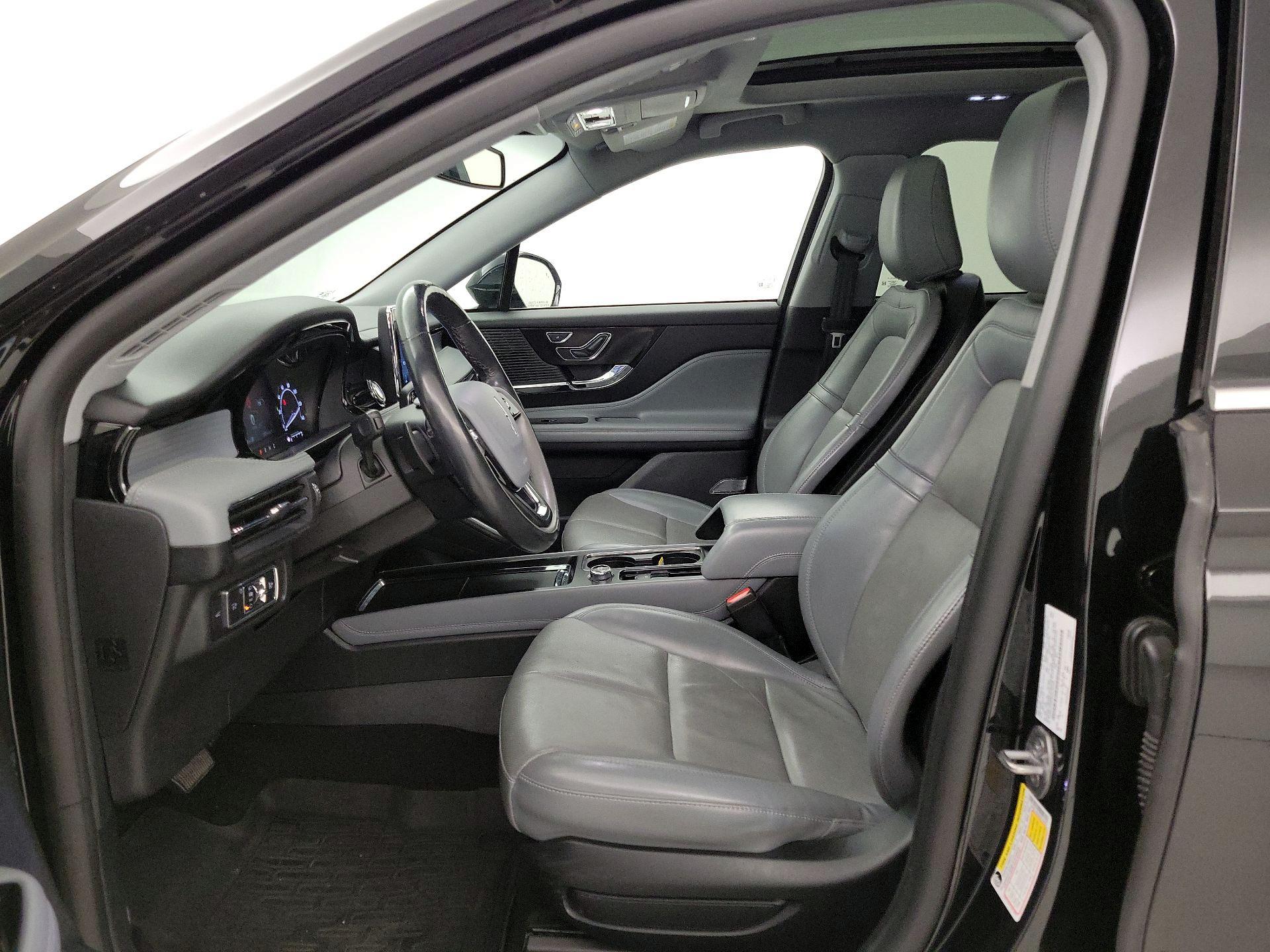 Thumbnail: 2022 Lincoln Corsair - 11