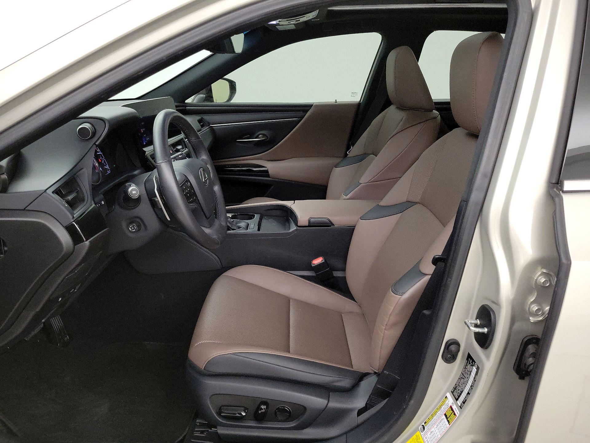 Thumbnail: 2023 Lexus ES - 11