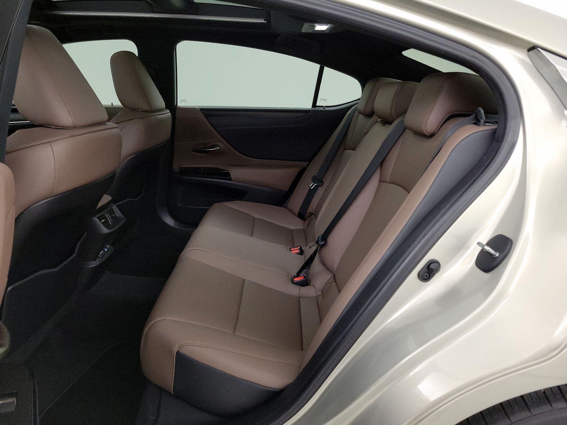 Thumbnail: 2023 Lexus ES - 19