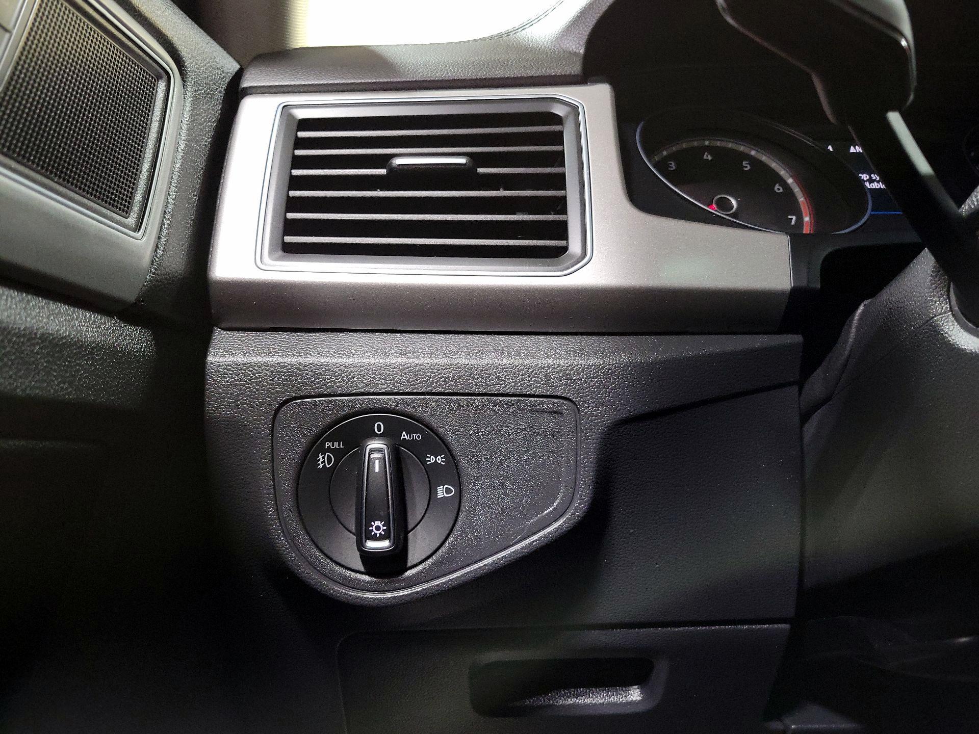 Thumbnail: 2019 Volkswagen Atlas - 13