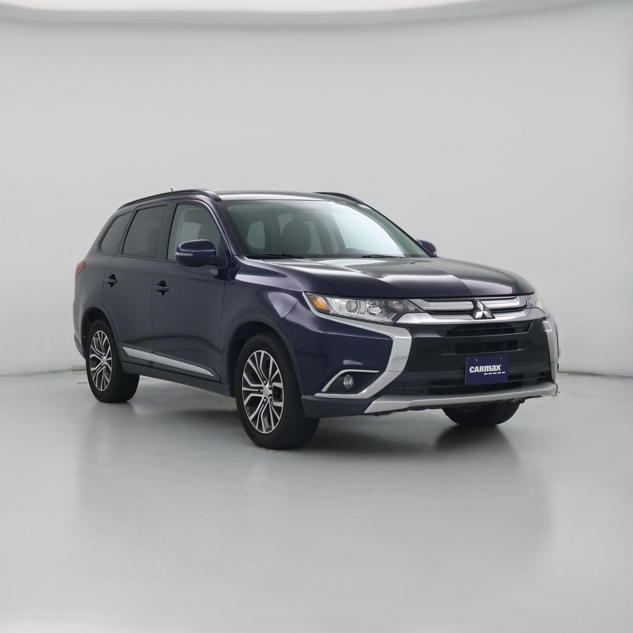 Thumbnail: 2016 Mitsubishi Outlander - 1