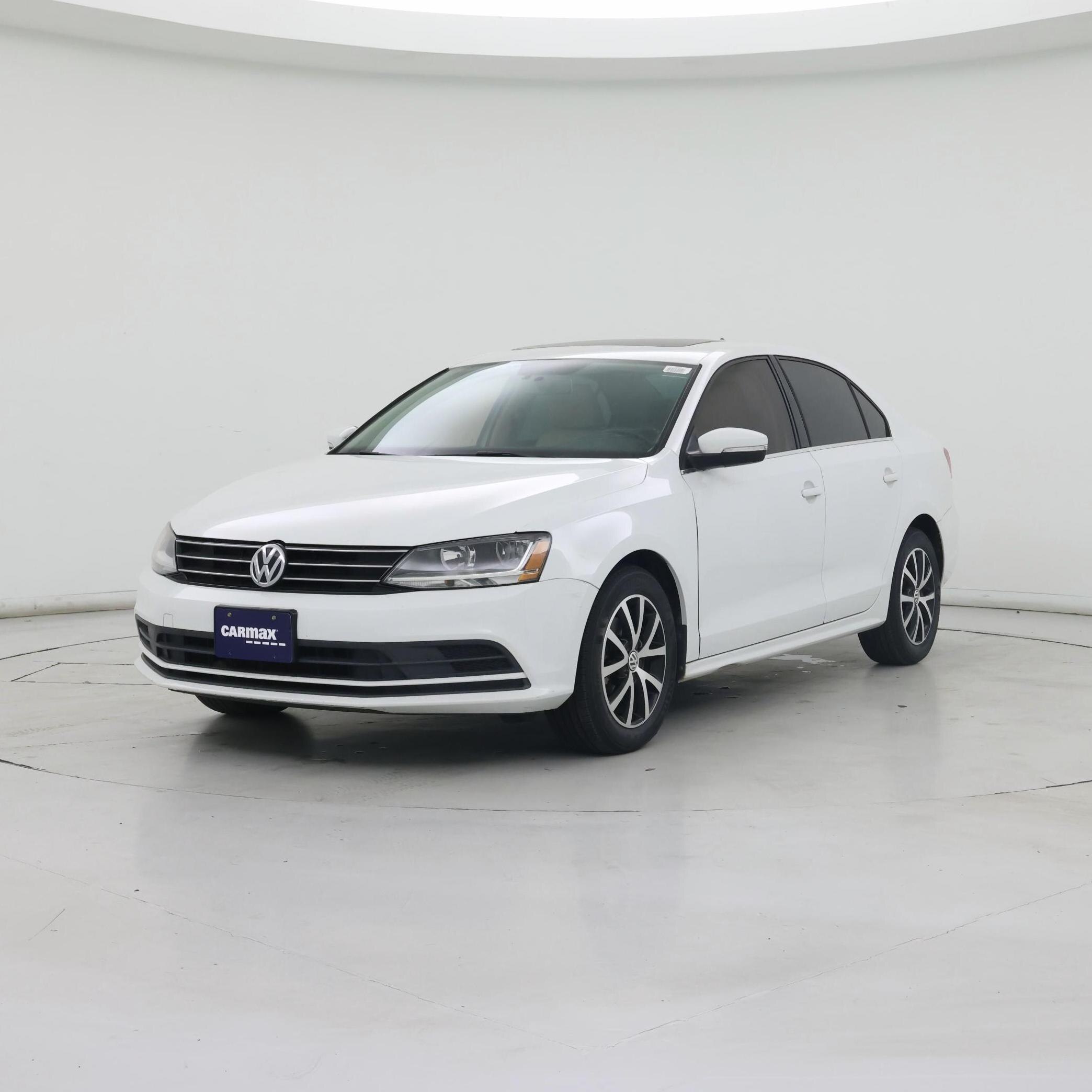 Thumbnail: 2017 Volkswagen Jetta - 4