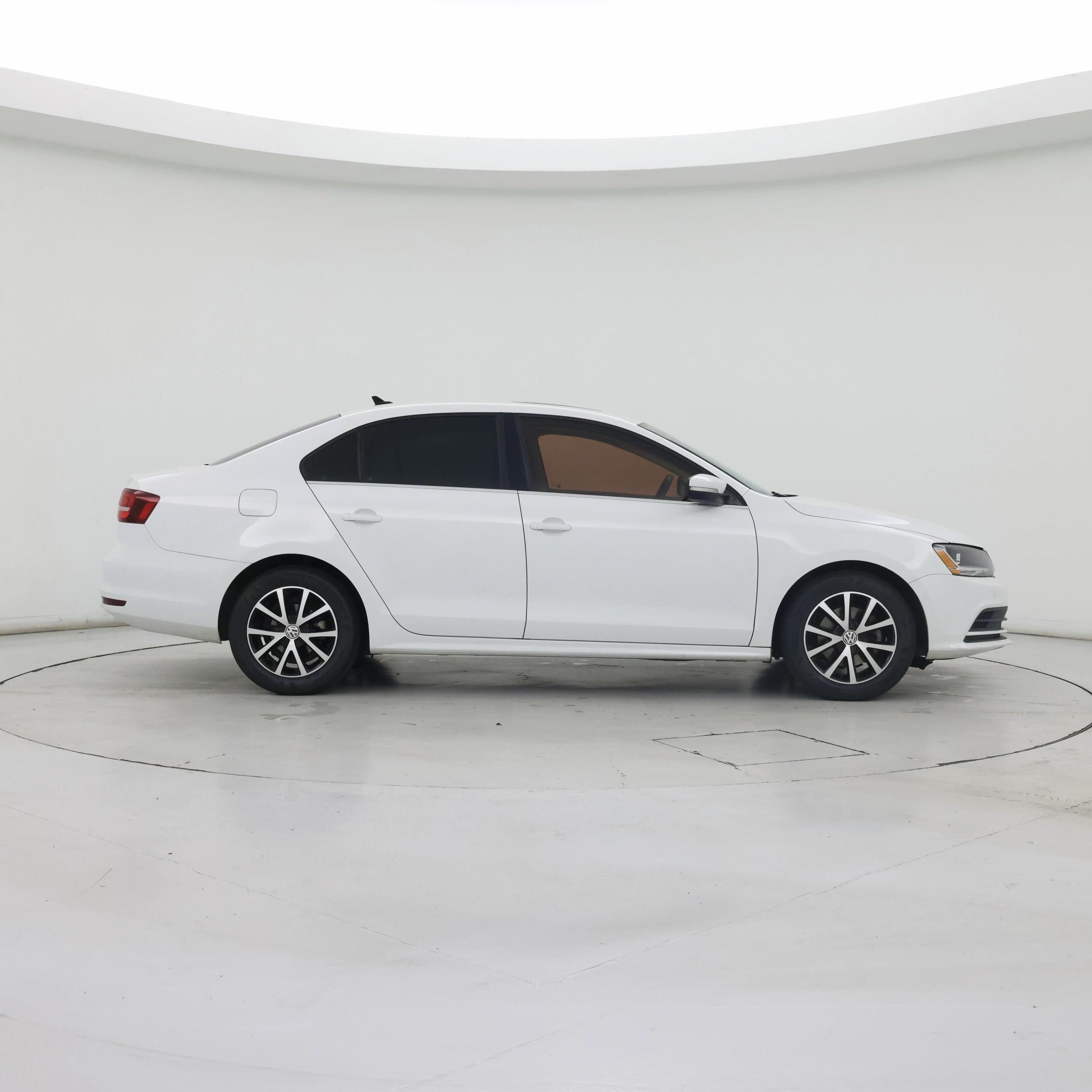 Thumbnail: 2017 Volkswagen Jetta - 7