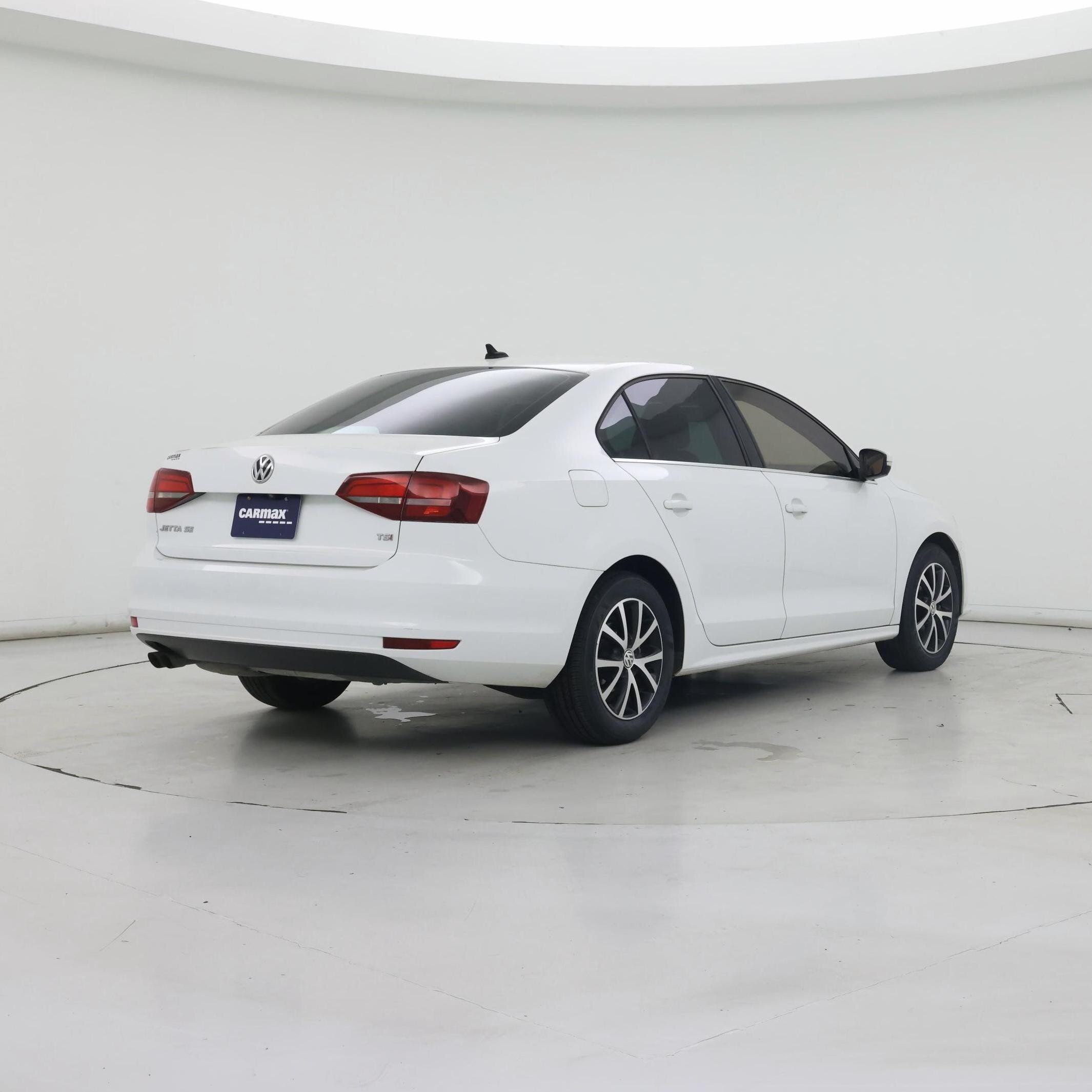 Thumbnail: 2017 Volkswagen Jetta - 8