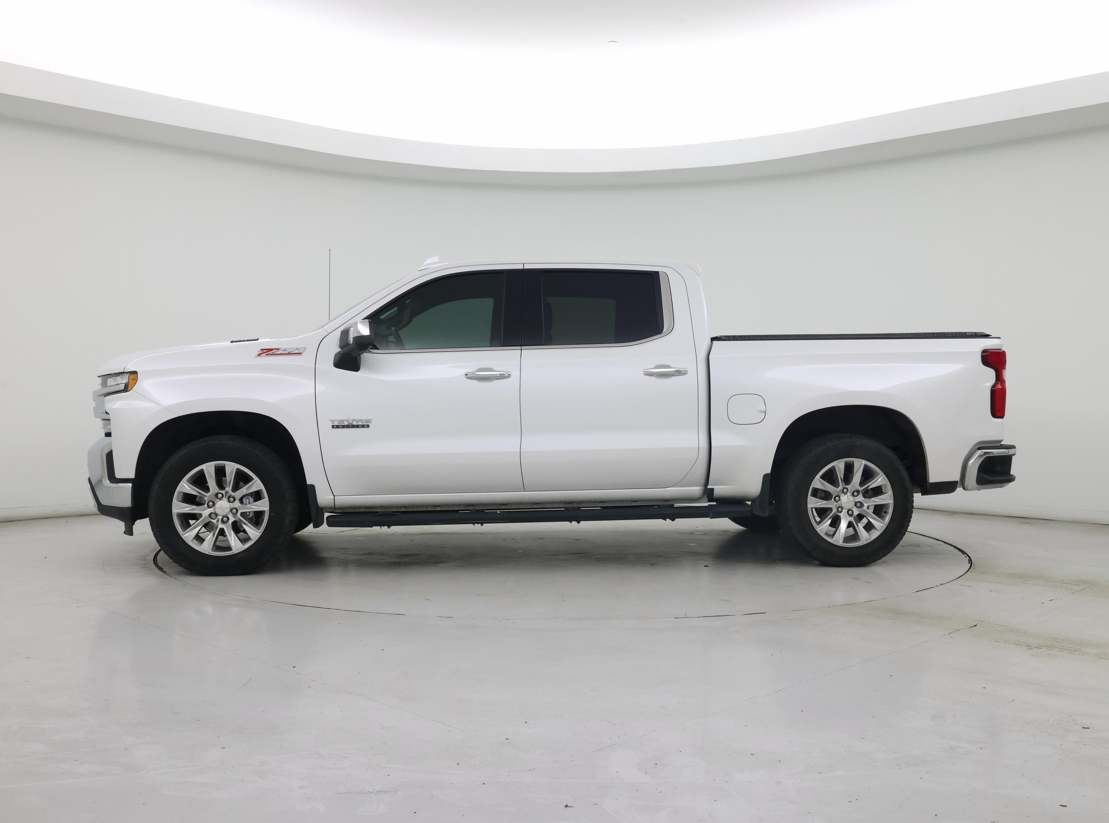 Thumbnail: 2021 Chevrolet Silverado 1500 - 3