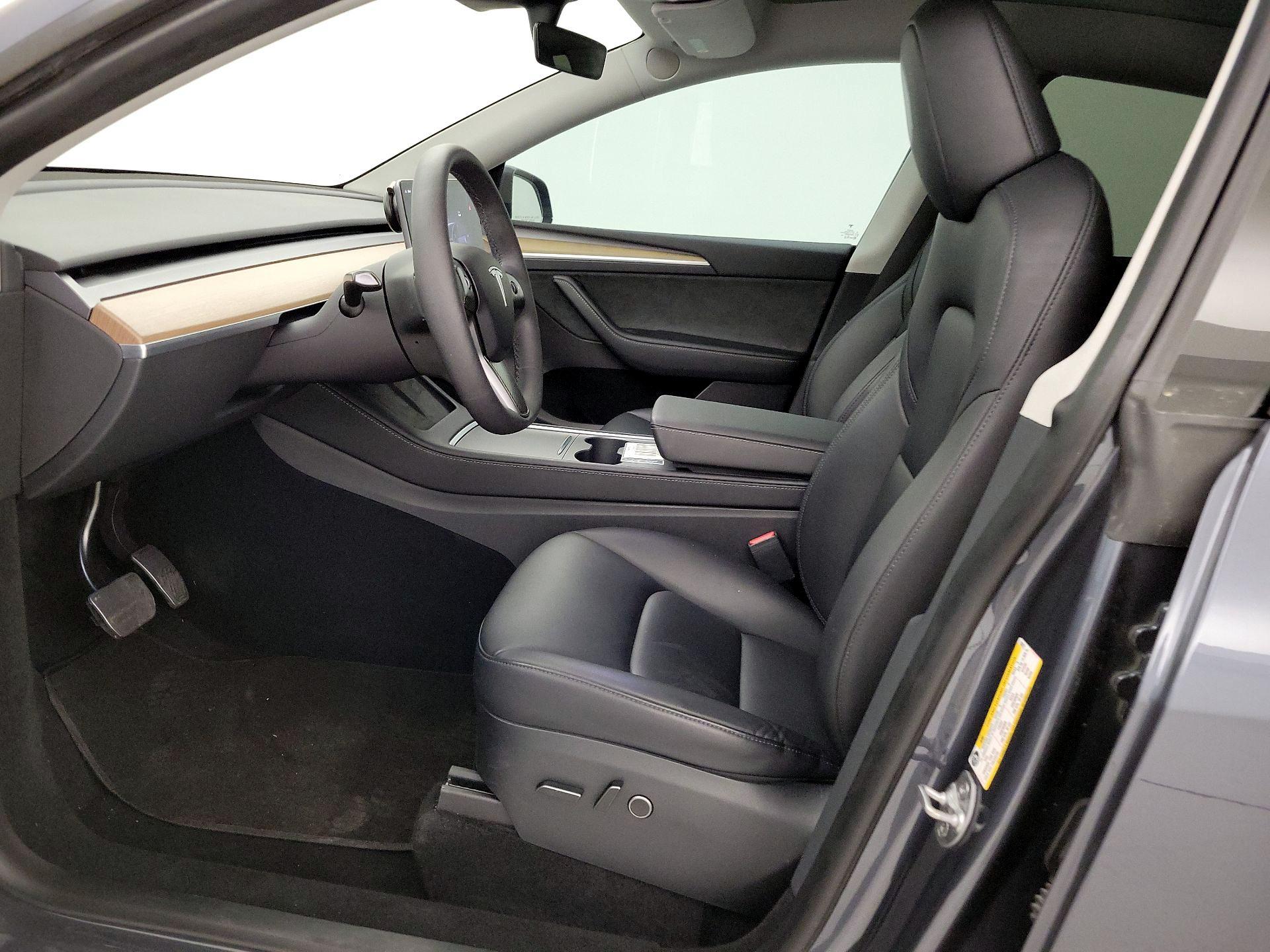 Thumbnail: 2023 Tesla Model Y - 11