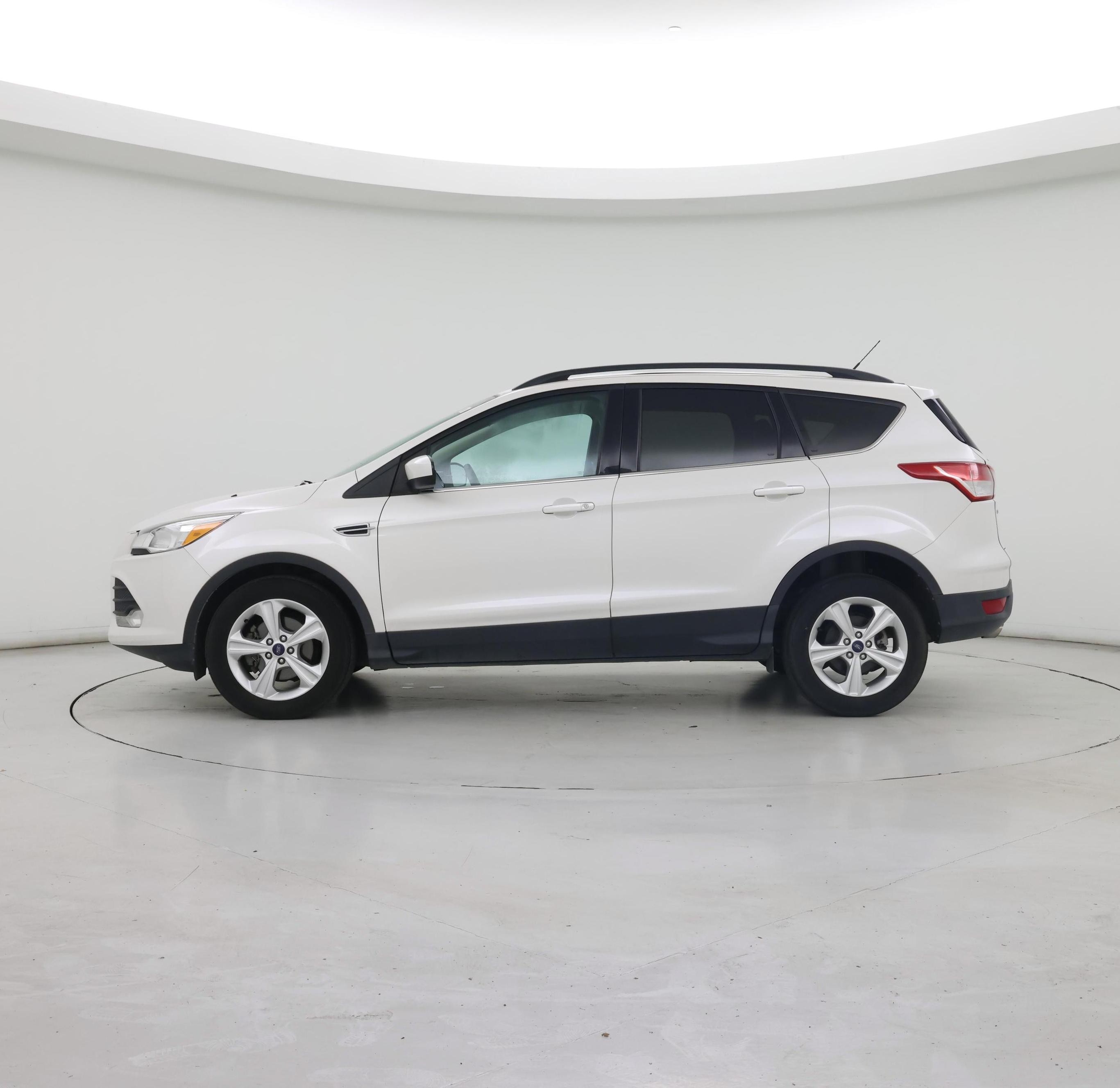 Thumbnail: 2014 Ford Escape - 3